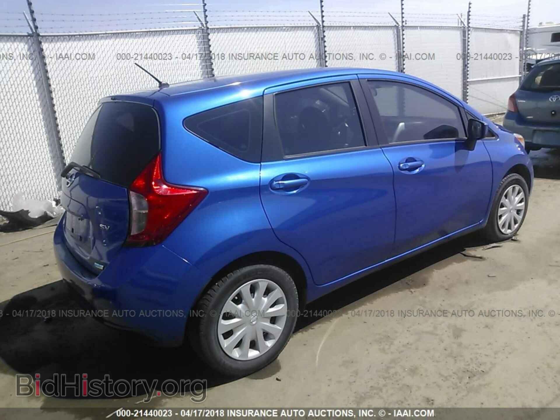 2015 Nissan Versa note - VIN: 3N1CE2CP7FL362425 - Фото 4
