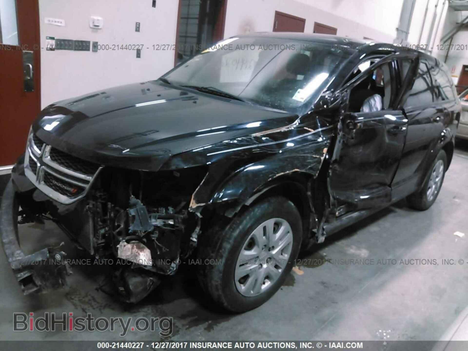 2014 Dodge Journey - VIN: 3C4PDCAB7ET133286 - Фото 2