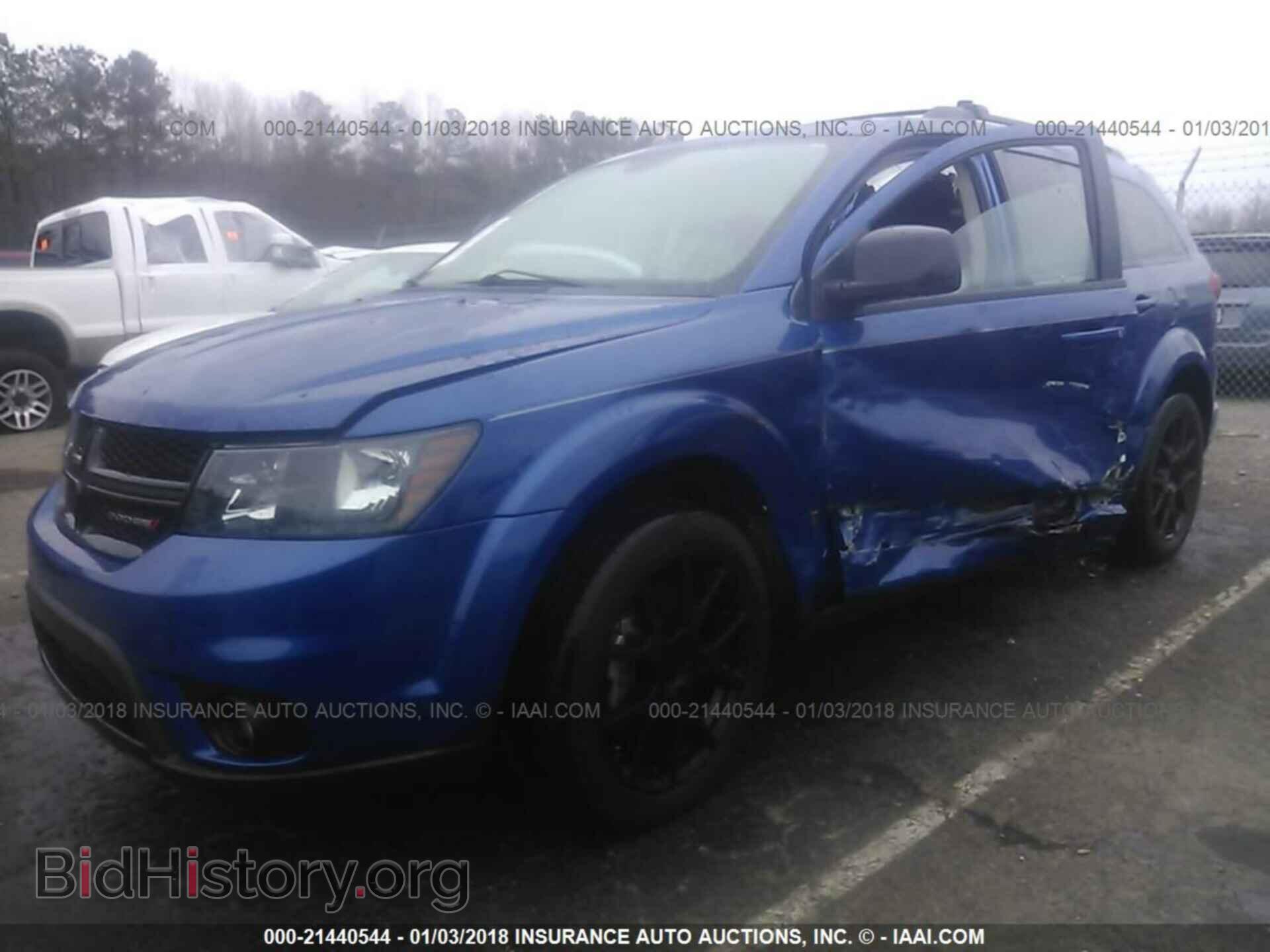 2015 Dodge Journey - VIN: 3C4PDCBB4FT532575 - Photo 2