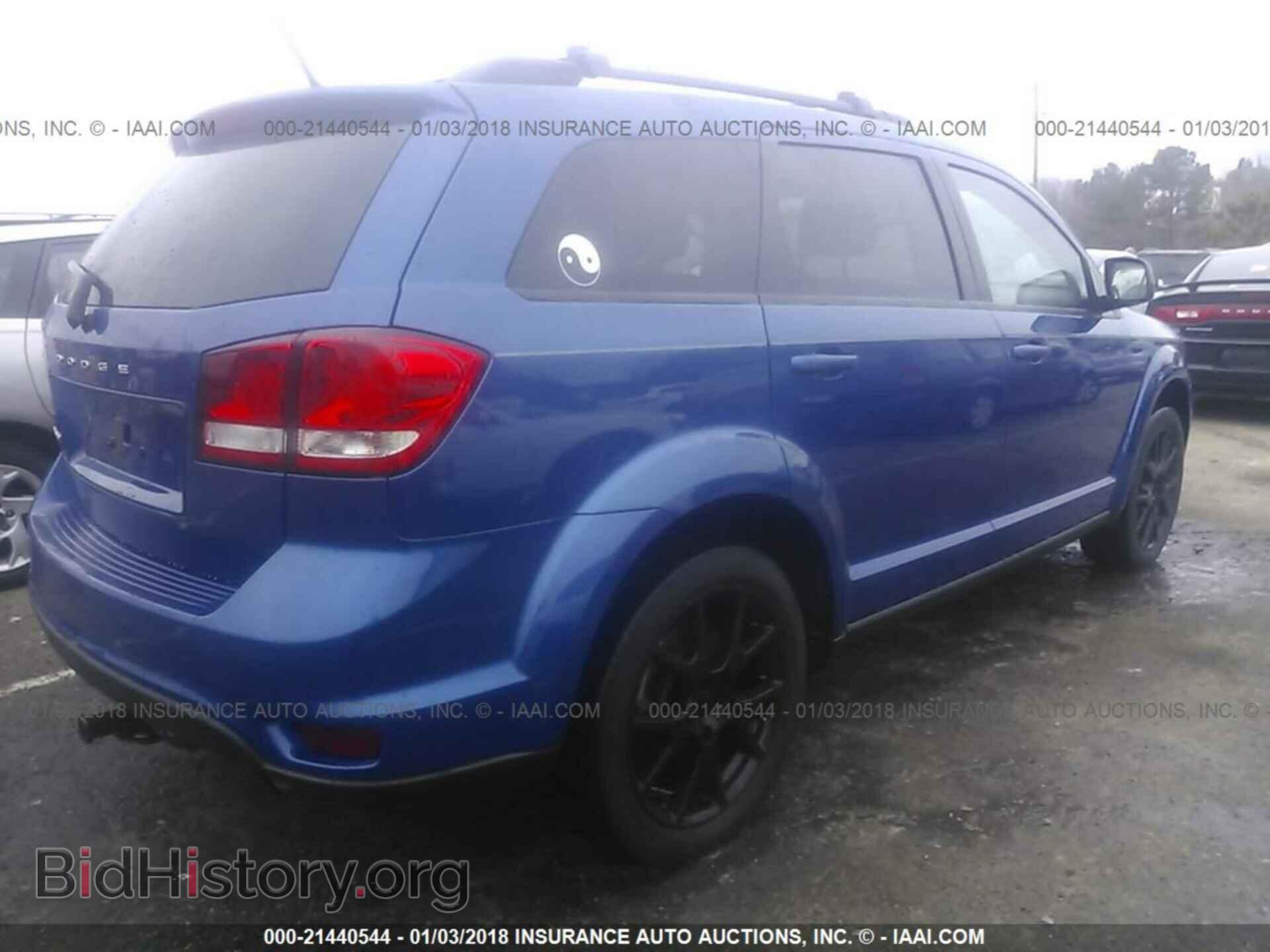 2015 Dodge Journey - VIN: 3C4PDCBB4FT532575 - Photo 4