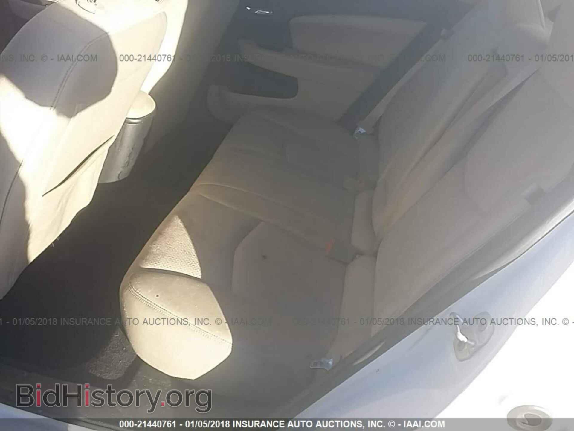 2011 Chrysler 200 - VIN: 1C3BC1FB6BN500527 - Photo 8