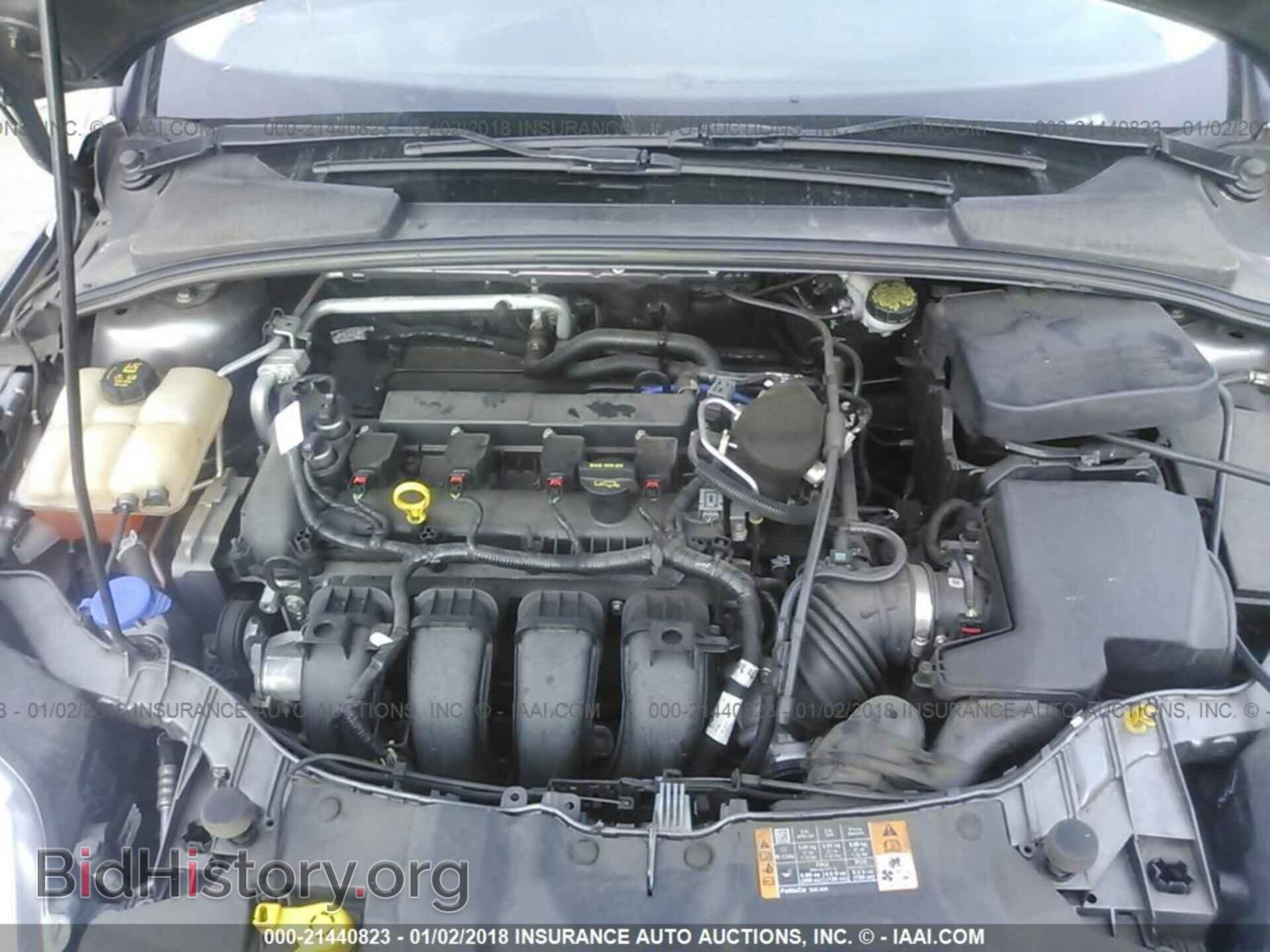 2014 Ford Focus - VIN: 1FADP3F2XEL363828 - Photo 10