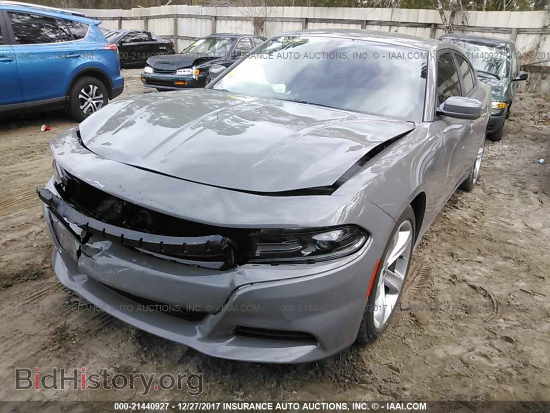 2017 Dodge Charger - VIN: 2C3CDXHGXHH642717 - Фото 2