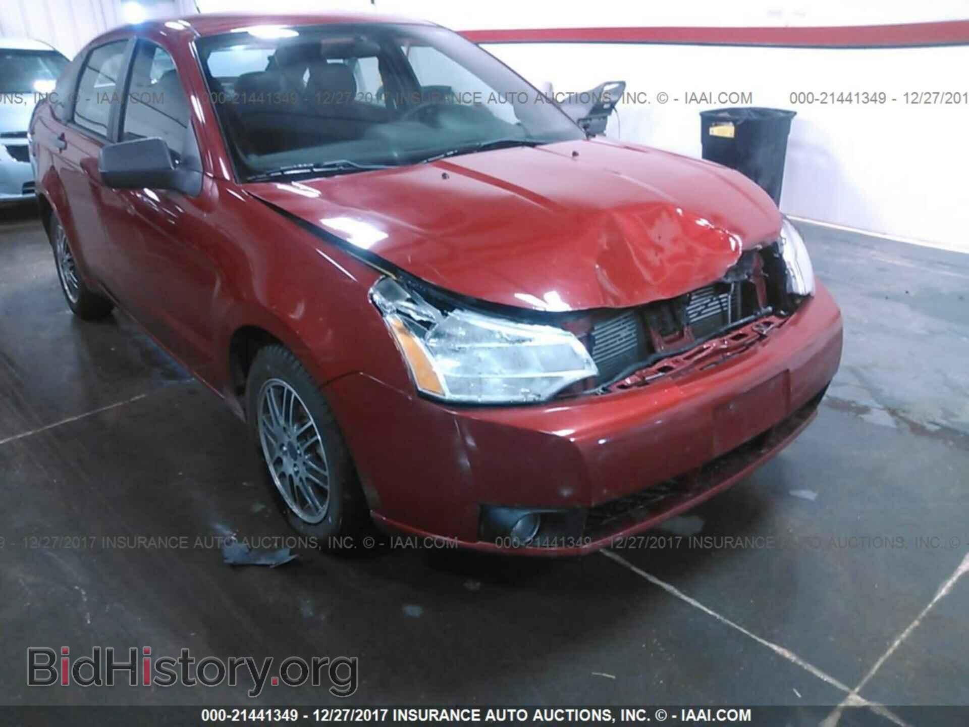2011 Ford Focus - VIN: 1FAHP3FN9BW119903 - Photo 6