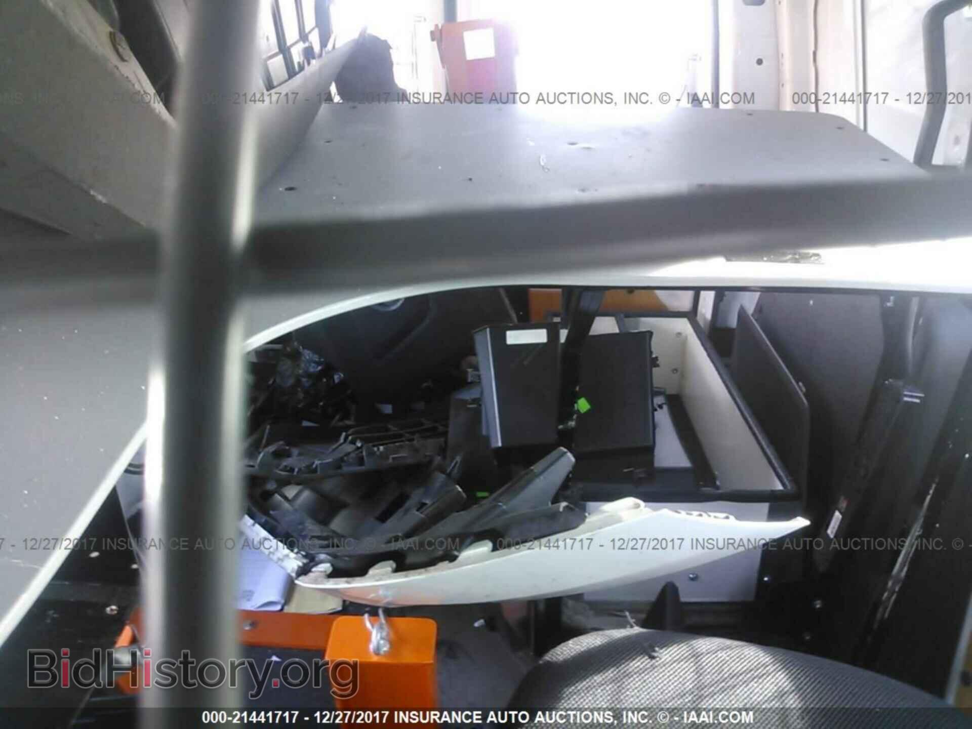 2015 Ford Transit - VIN: NM0LS7E76F1226775 - Фото 8