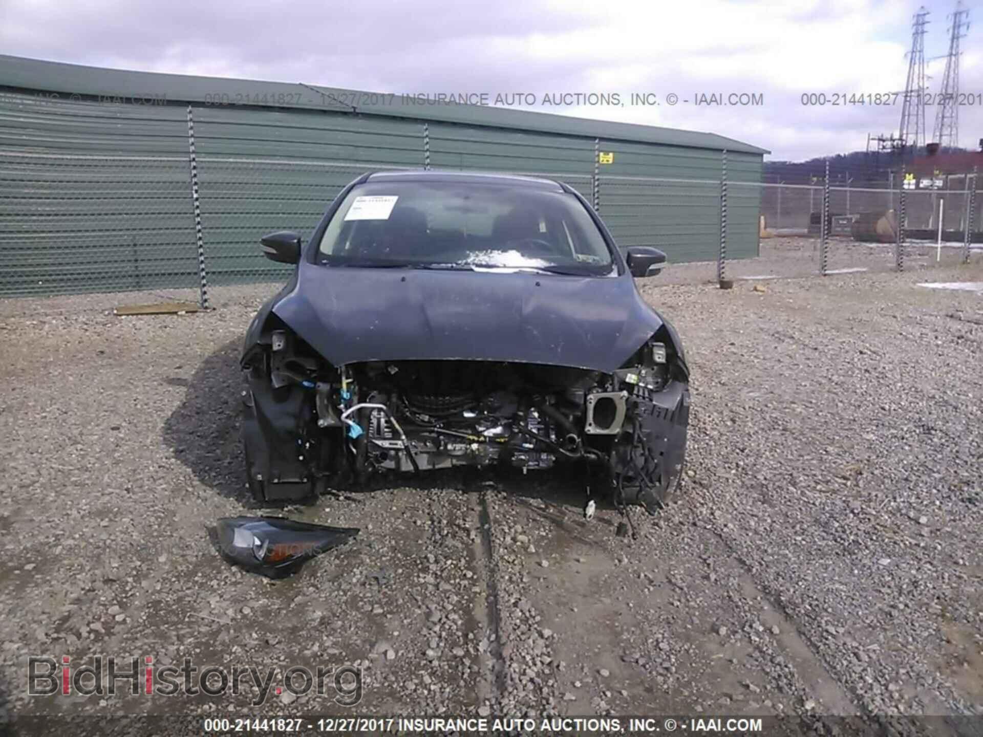 2017 Ford Focus - VIN: 1FADP3M2XHL253157 - Photo 6