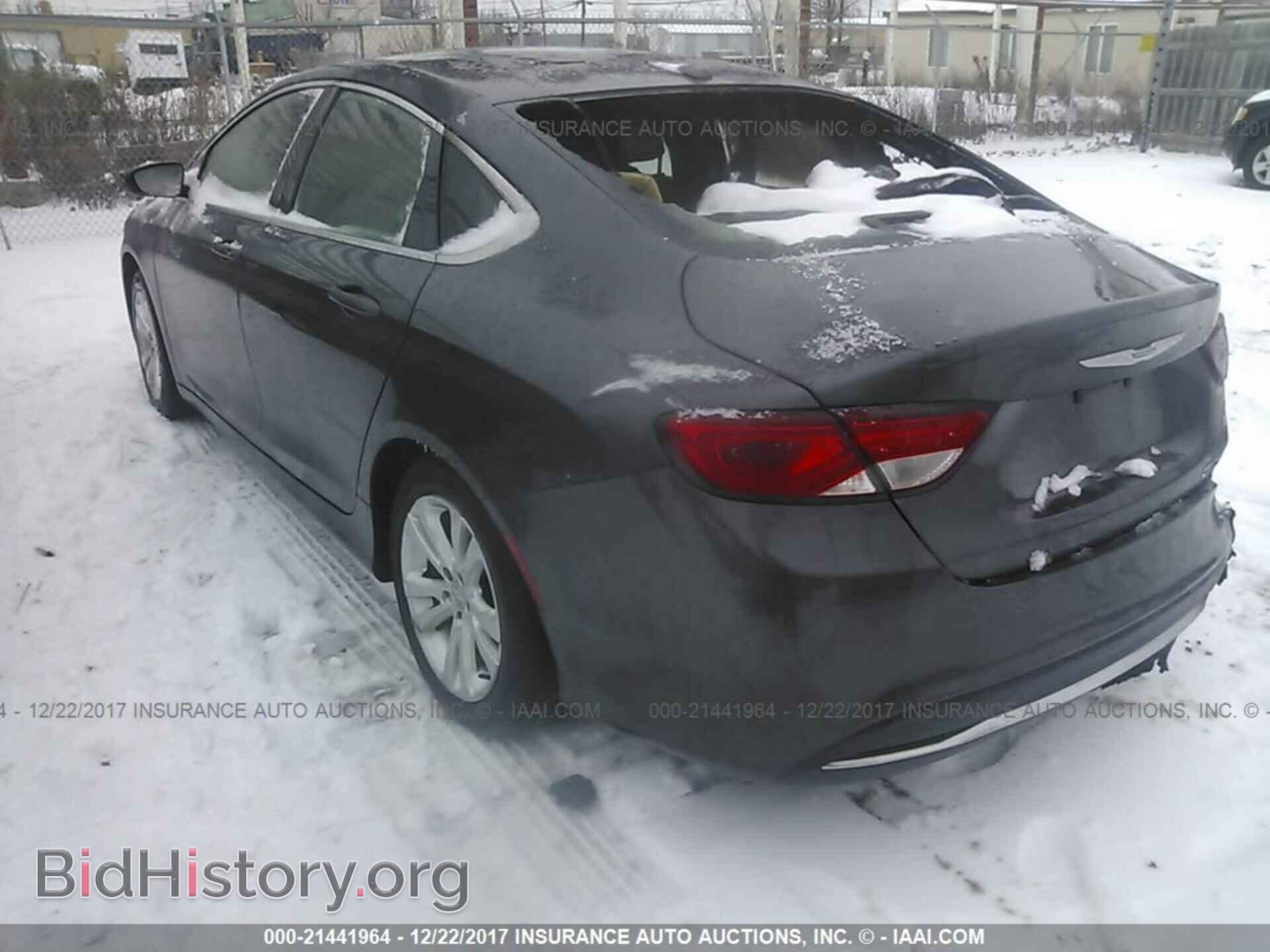 2015 Chrysler 200 - VIN: 1C3CCCAB2FN619544 - Photo 3