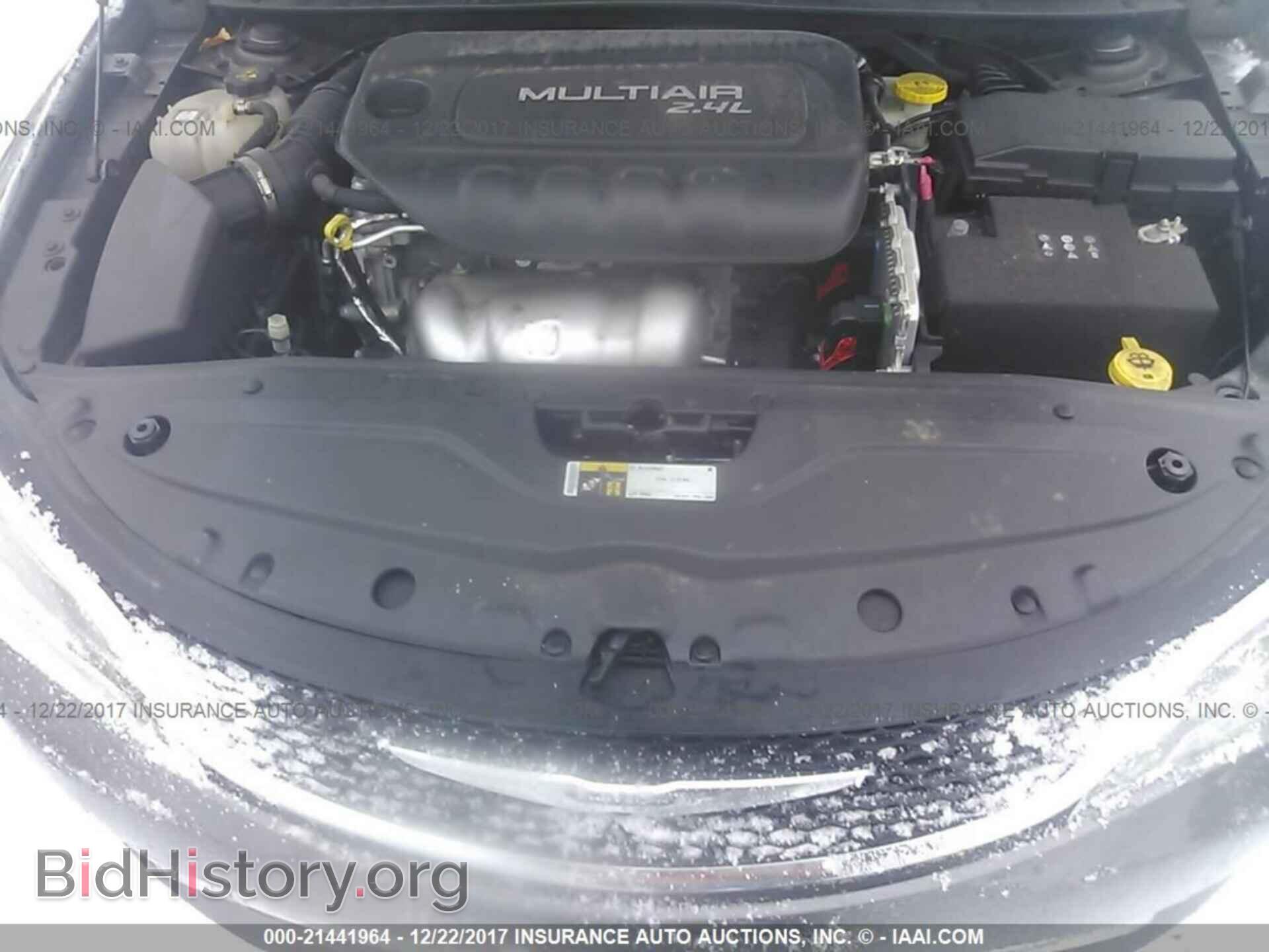2015 Chrysler 200 - VIN: 1C3CCCAB2FN619544 - Photo 10