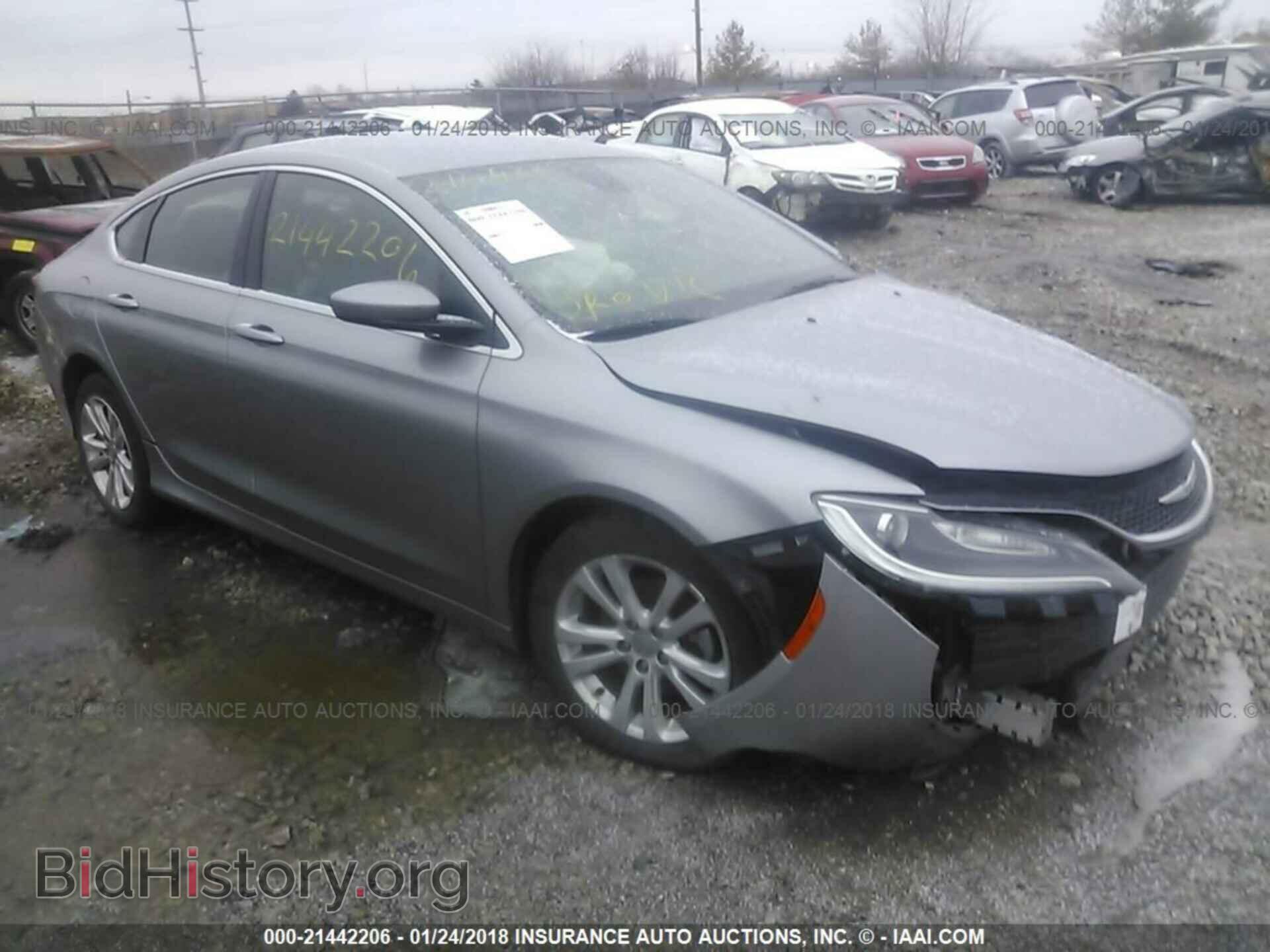 Photo 1C3CCCAB2FN714928 - Chrysler 200 2015