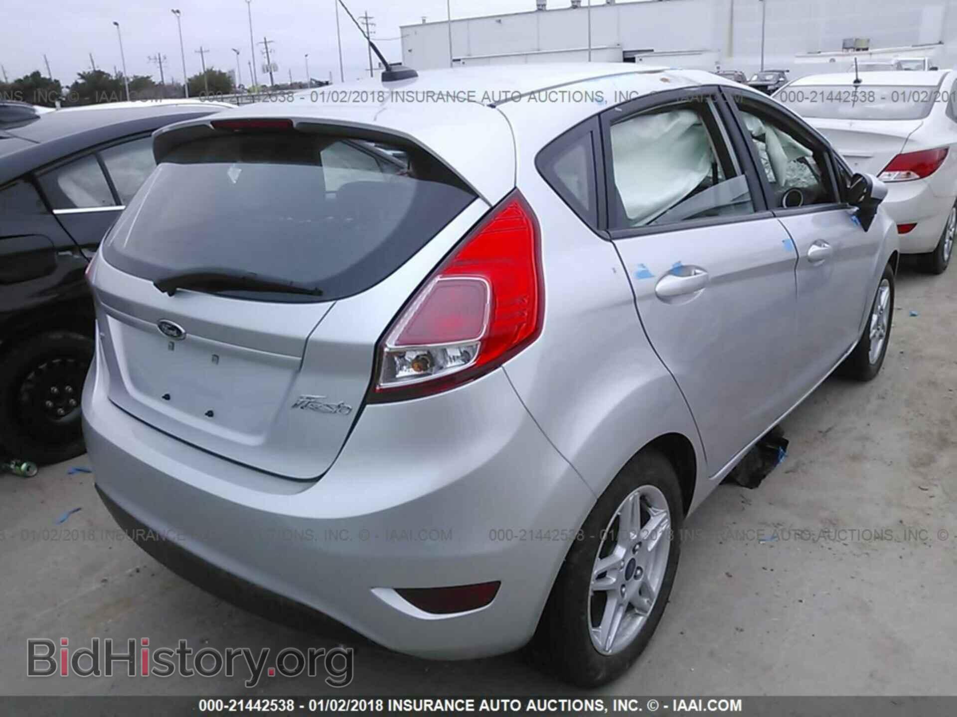 2017 Ford Fiesta - VIN: 3FADP4EJ7HM129180 - Фото 4
