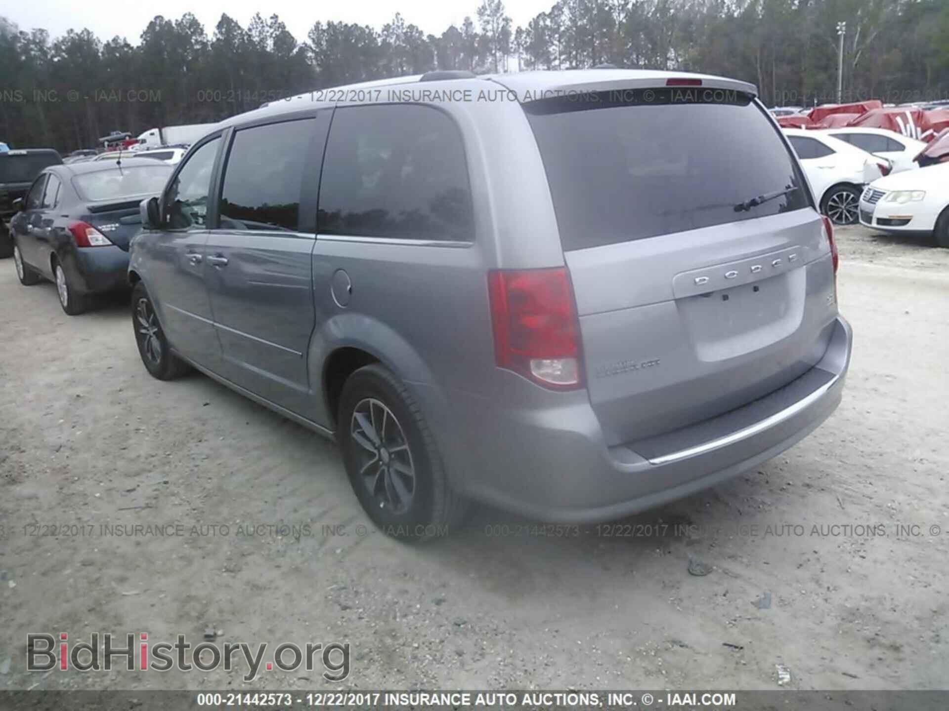 2017 Dodge Grand caravan - VIN: 2C4RDGCG3HR852521 - Фото 3