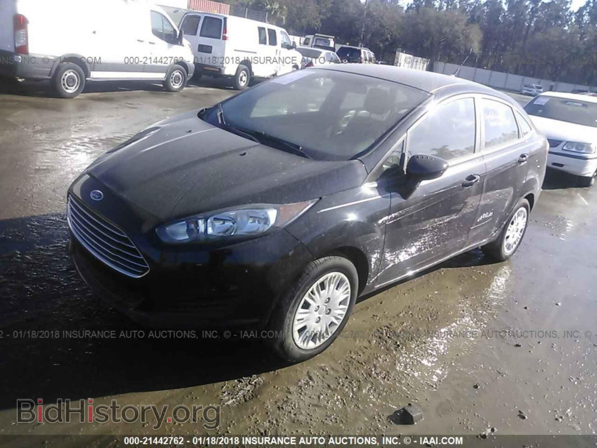 2017 Ford Fiesta - VIN: 3FADP4AJ6HM121626 - Фото 2