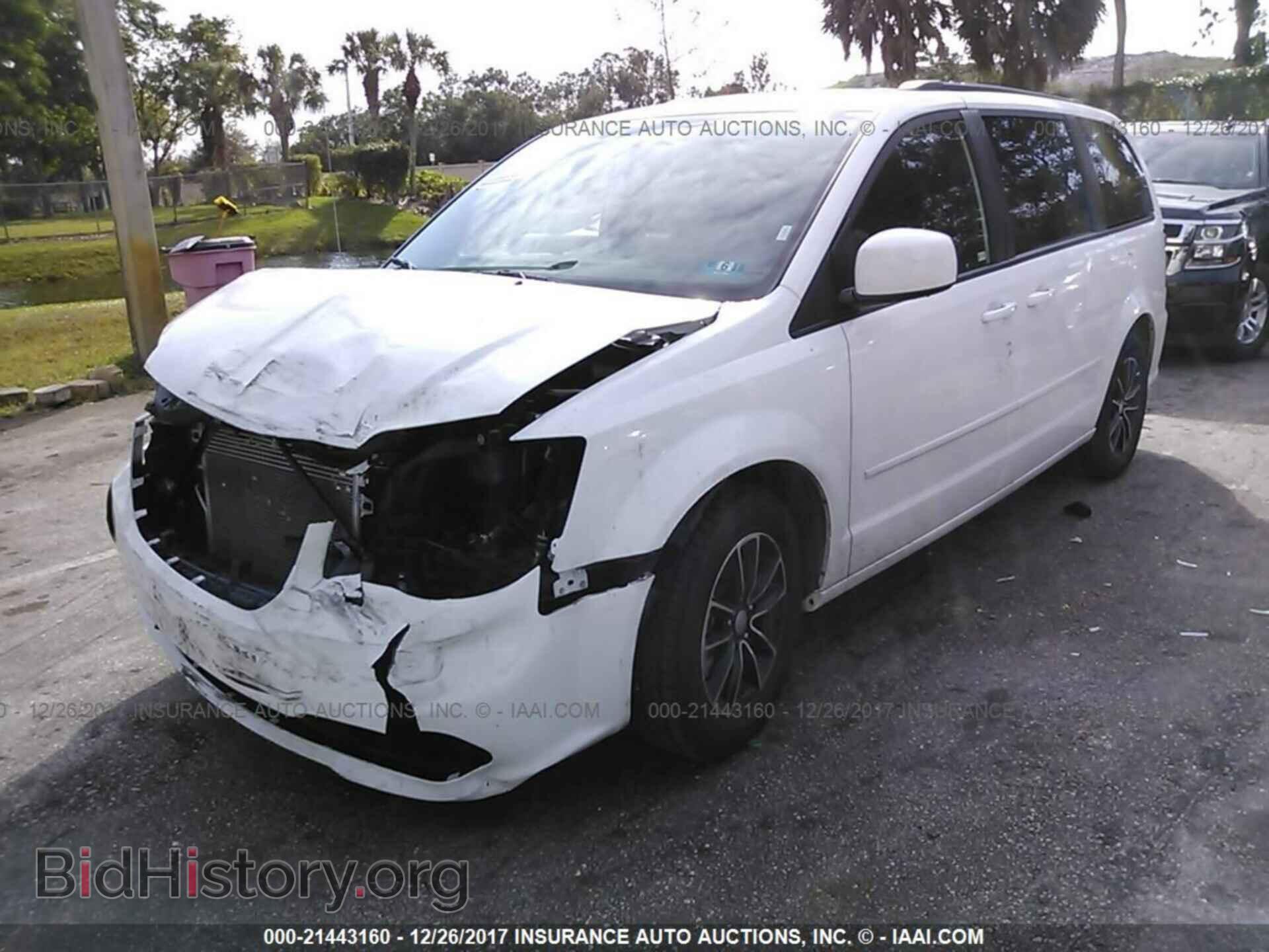 2017 Dodge Grand caravan - VIN: 2C4RDGEG3HR807575 - Фото 2