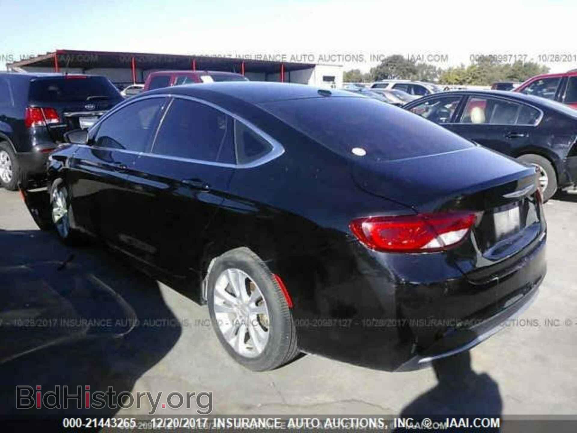 2015 Chrysler 200 - VIN: 1C3CCCABXFN504058 - Photo 3