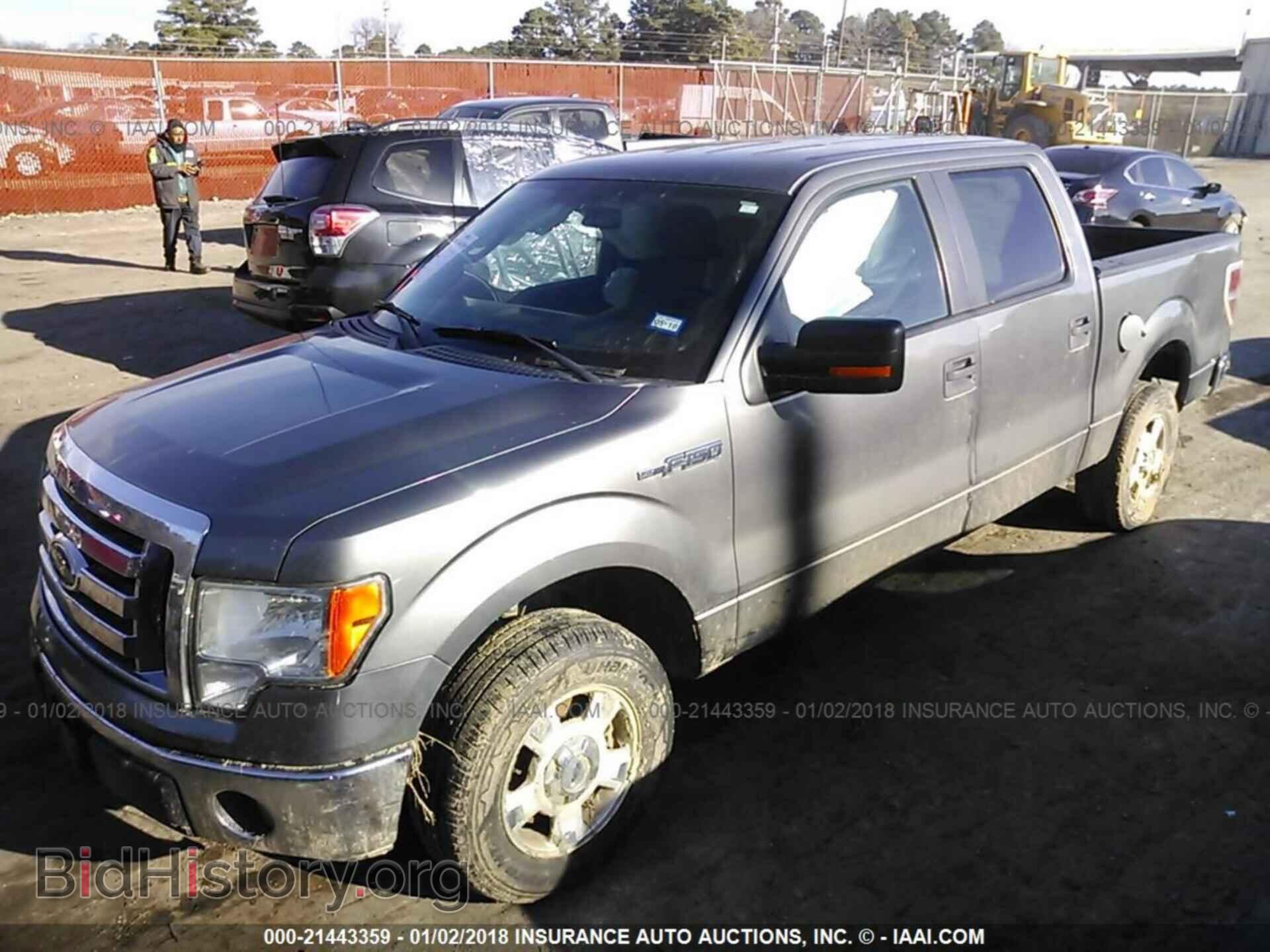 2011 Ford F150 - VIN: 1FTFW1CF6BFA41103 - Фото 2