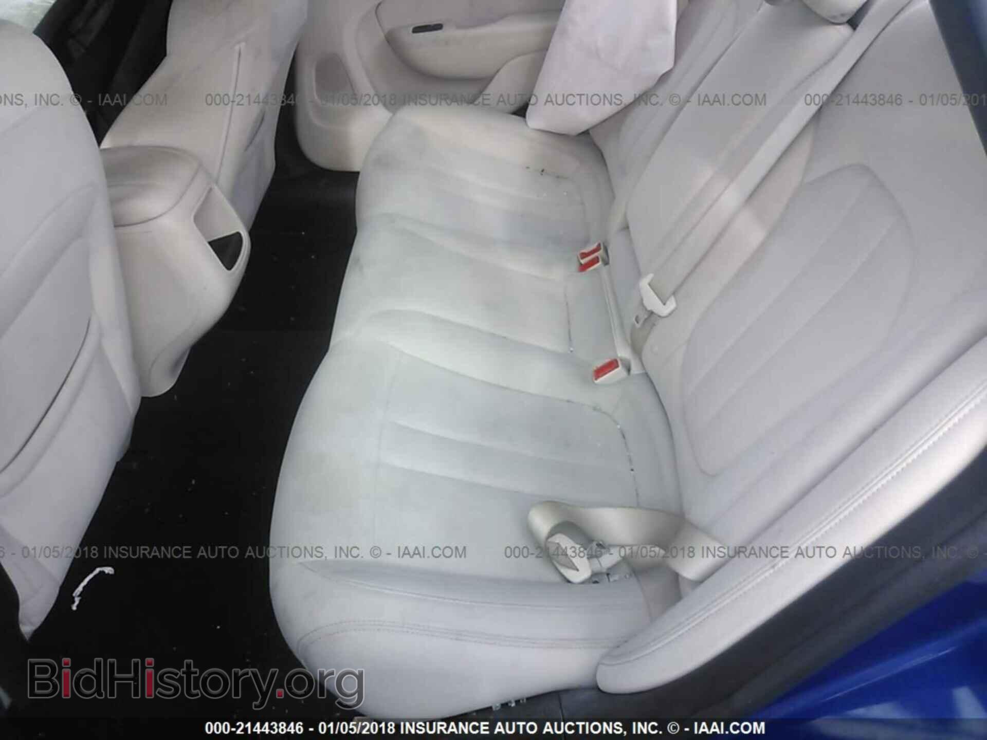 2015 Chrysler 200 - VIN: 1C3CCCAB3FN679753 - Photo 8