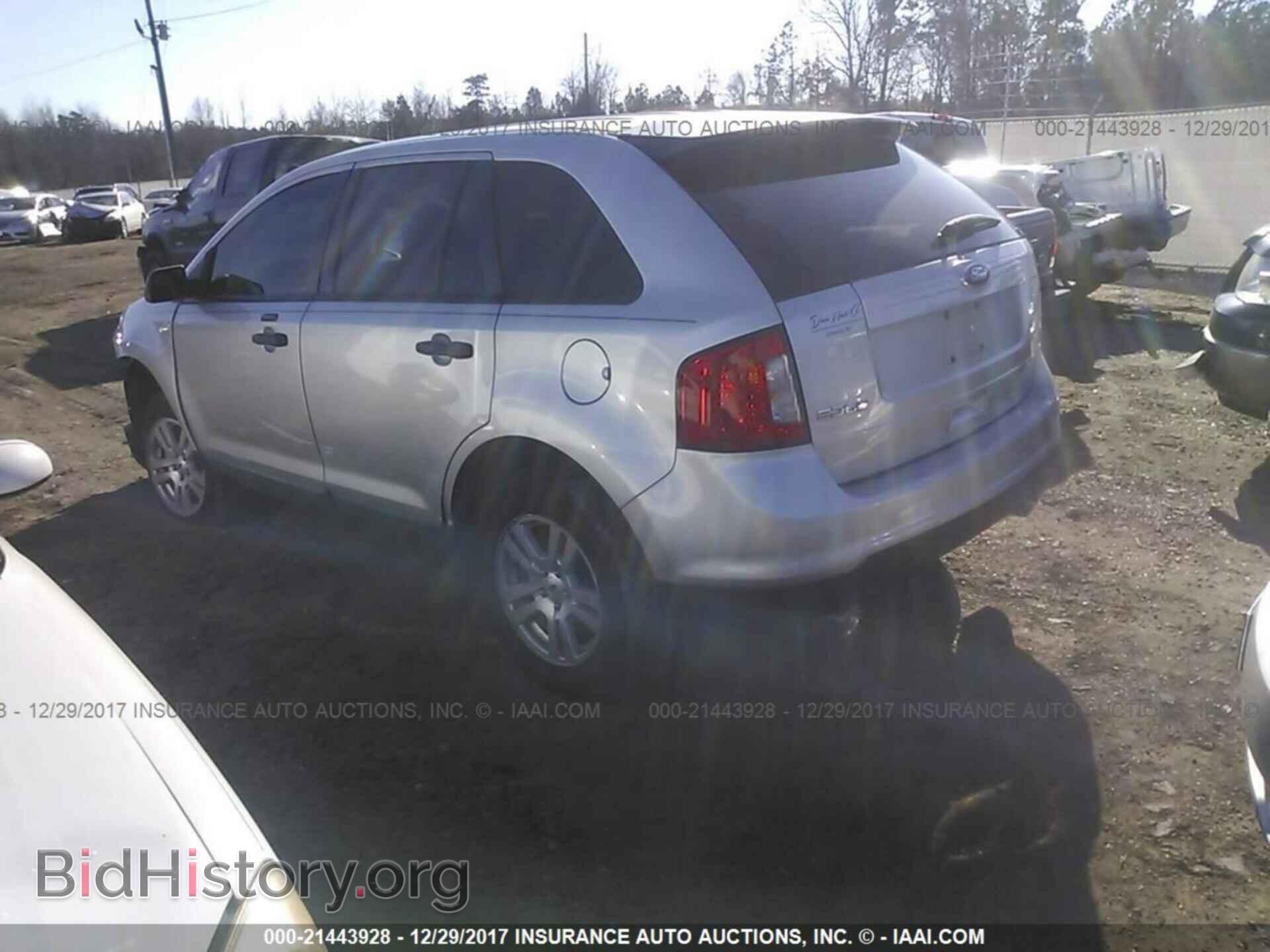 2011 Ford Edge - VIN: 2FMDK3GC7BBB06228 - Photo 3
