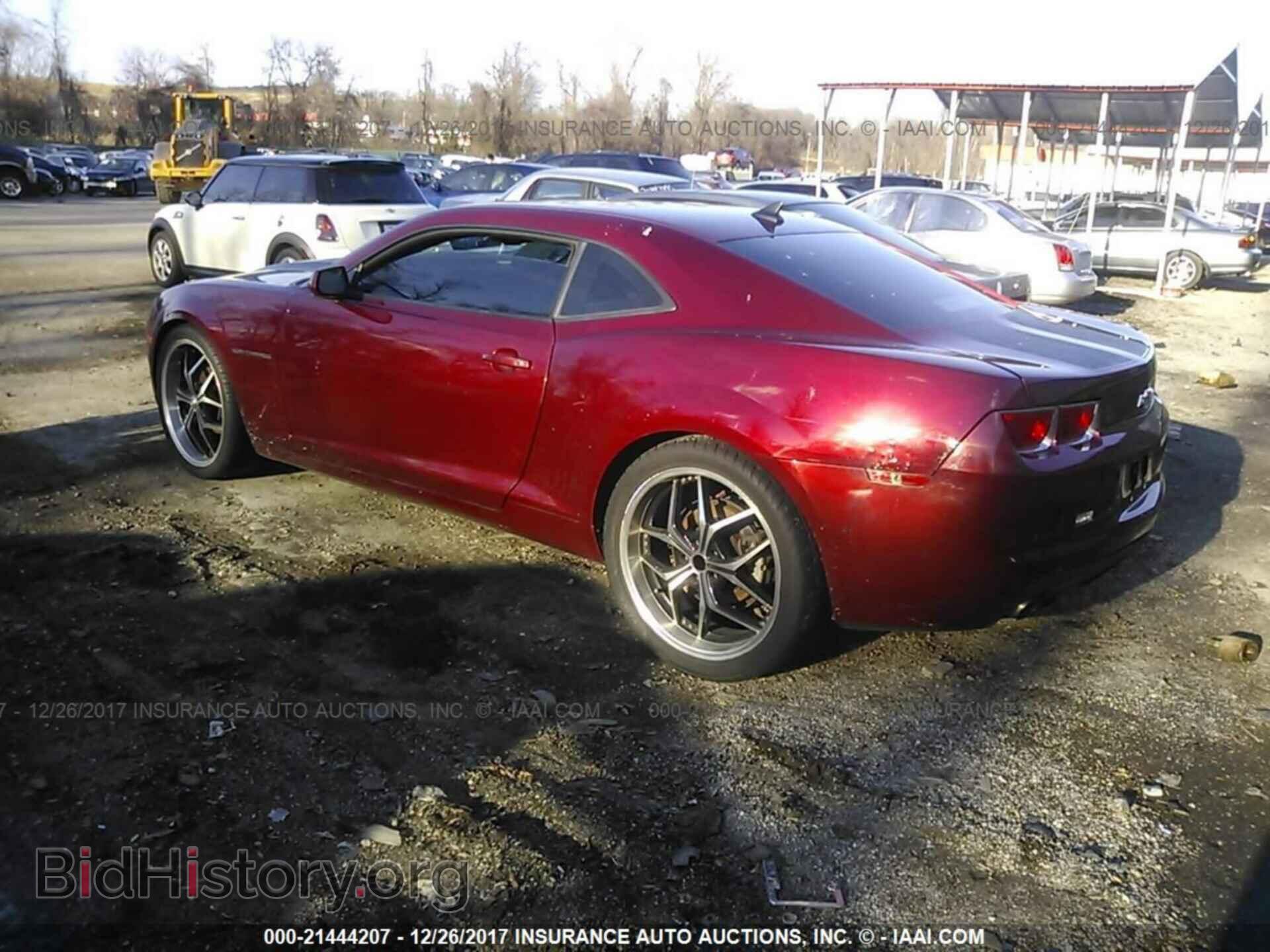 2011 Chevrolet Camaro - VIN: 2G1FB1ED5B9151973 - Фото 3
