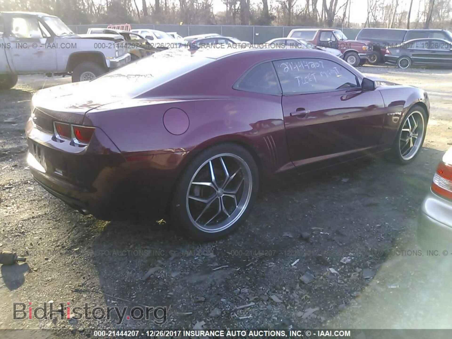 2011 Chevrolet Camaro - VIN: 2G1FB1ED5B9151973 - Фото 4