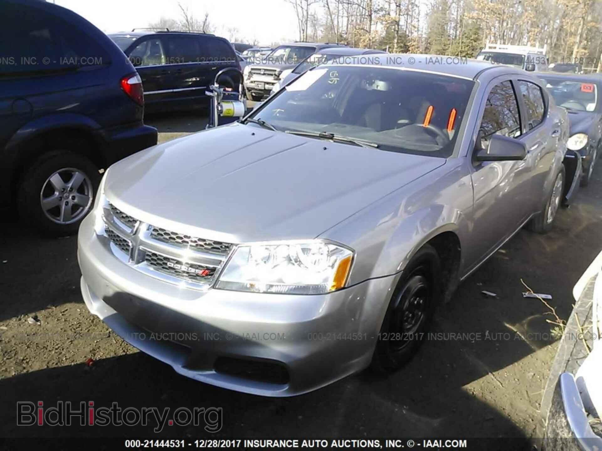 2013 Dodge Avenger - VIN: 1C3CDZAB6DN631015 - Фото 2