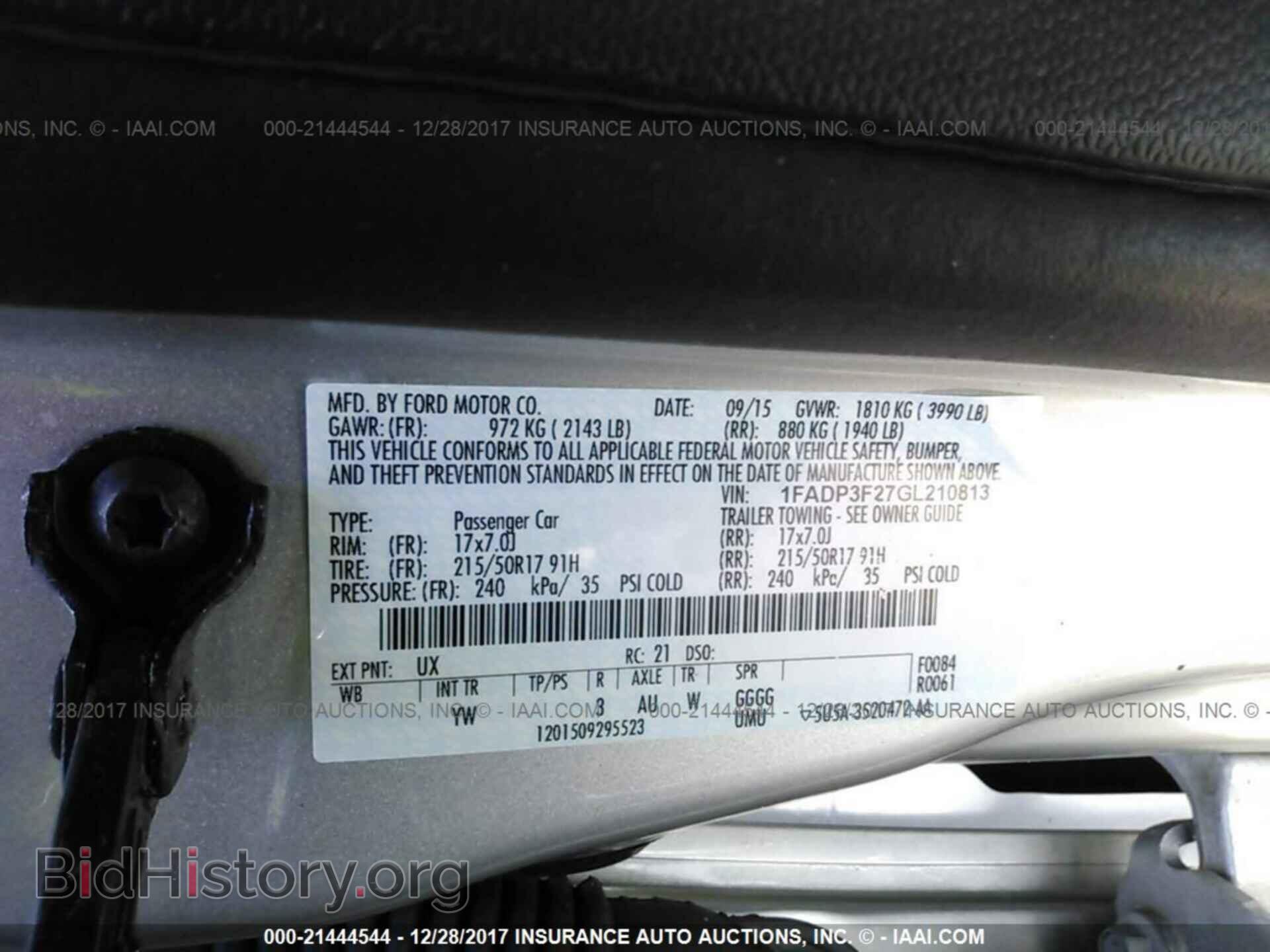 2016 Ford Focus - VIN: 1FADP3F27GL210813 - Фото 9