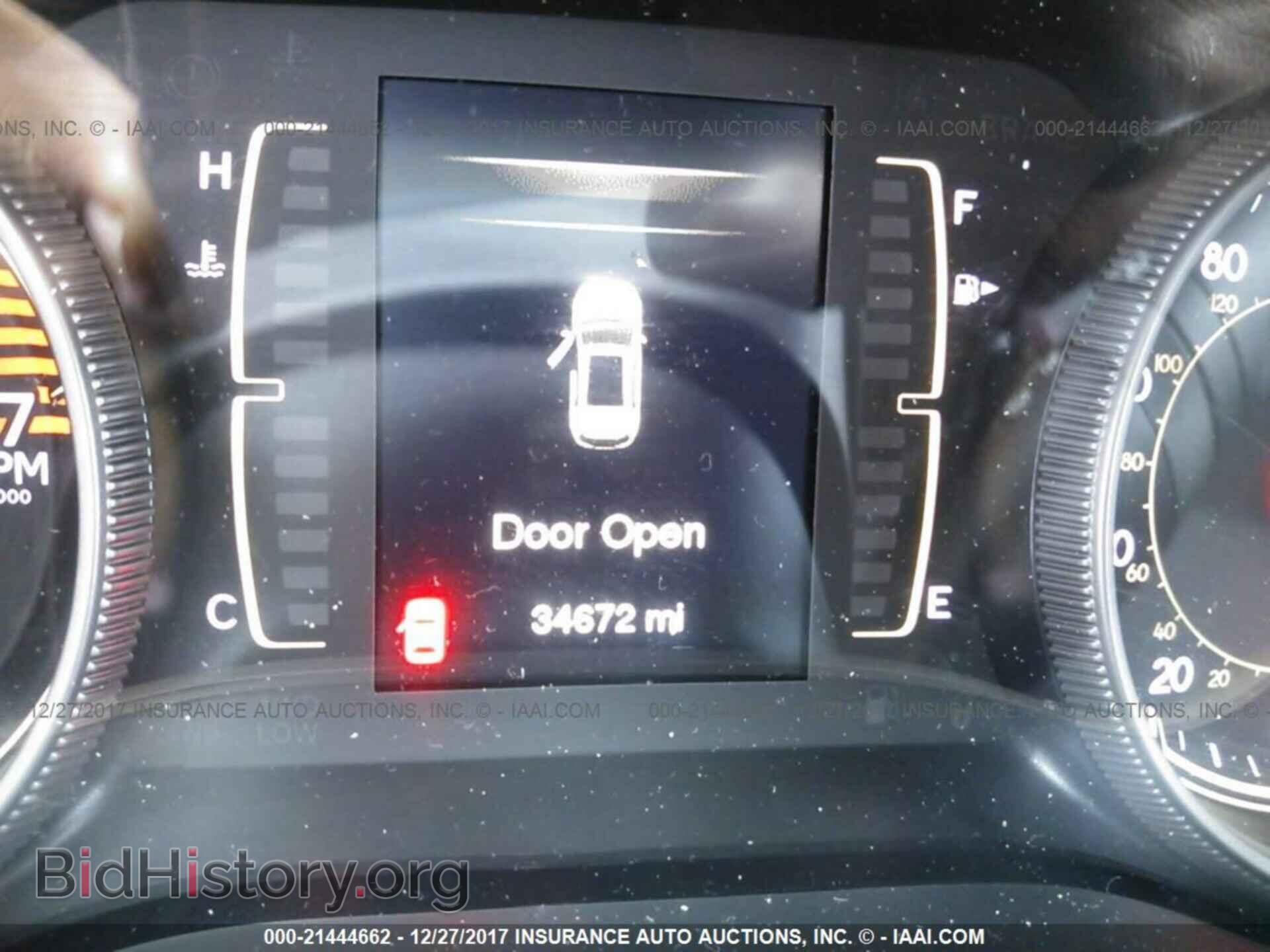 2017 Jeep Cherokee - VIN: 1C4PJLCB0HW574665 - Photo 7