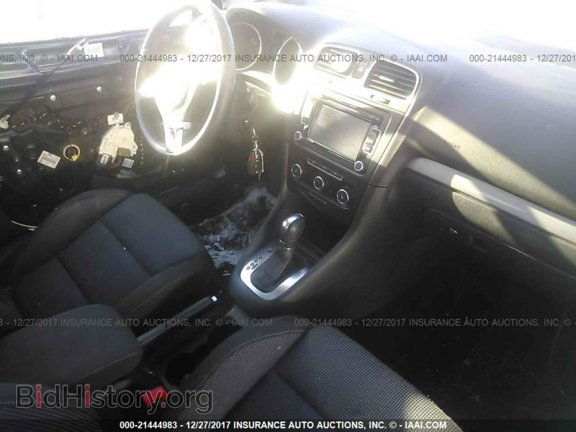 2014 Volkswagen Golf - VIN: WVWDB7AJ5EW010703 - Фото 5