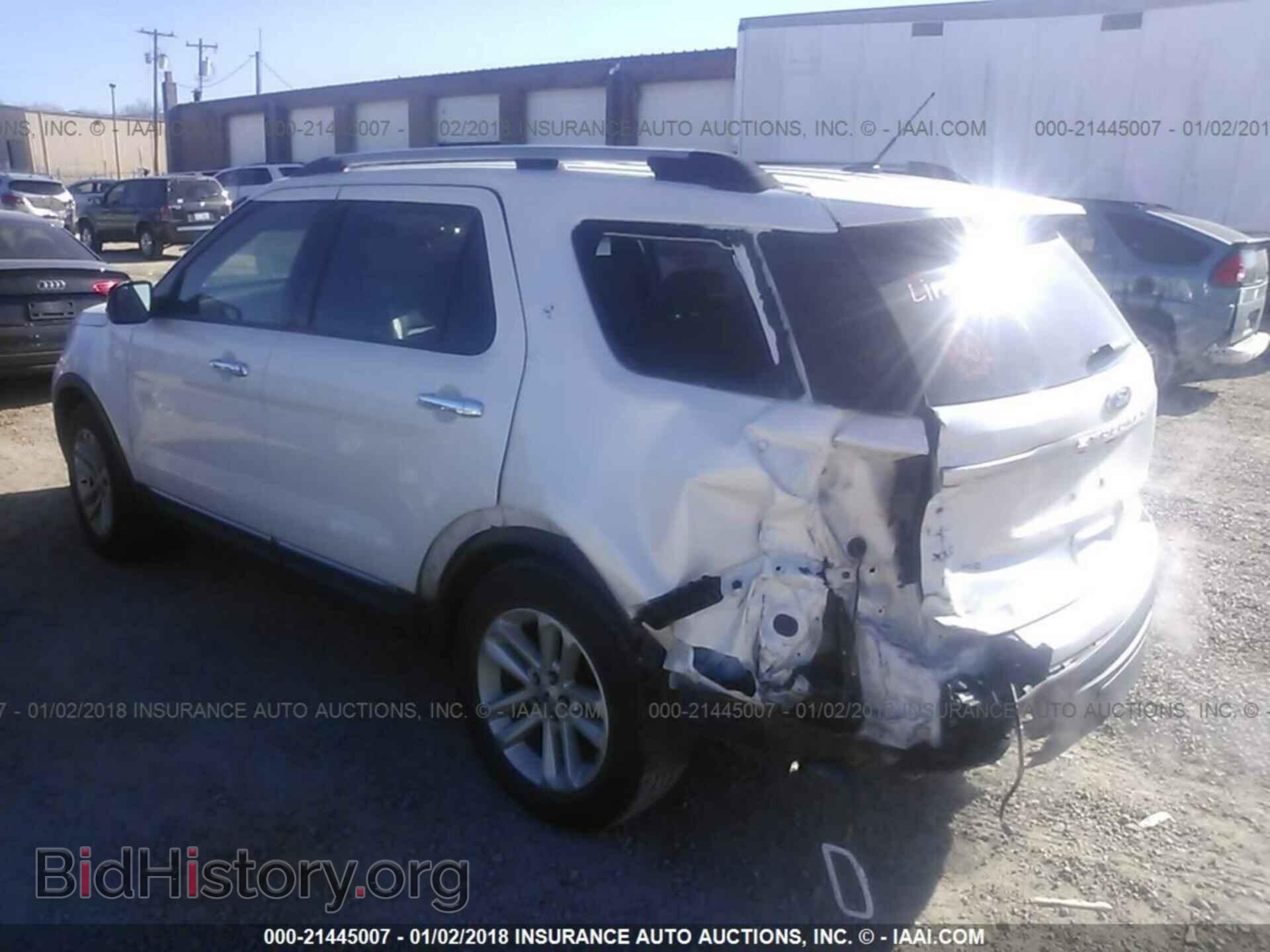 2011 Ford Explorer - VIN: 1FMHK7D81BGA41359 - Photo 3