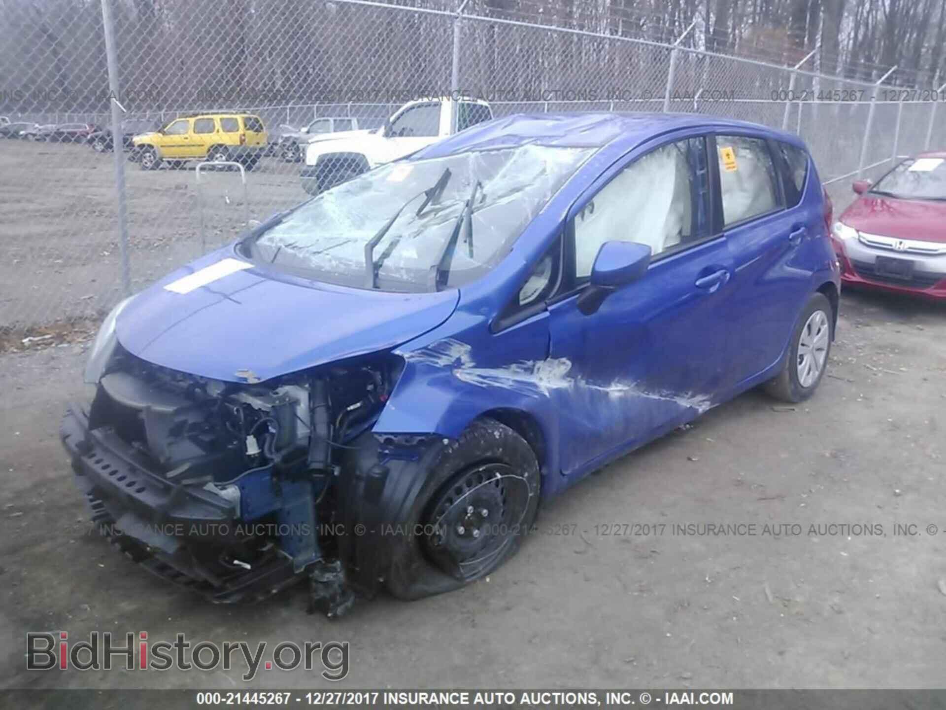 2017 Nissan Versa note - VIN: 3N1CE2CP5HL369294 - Фото 2