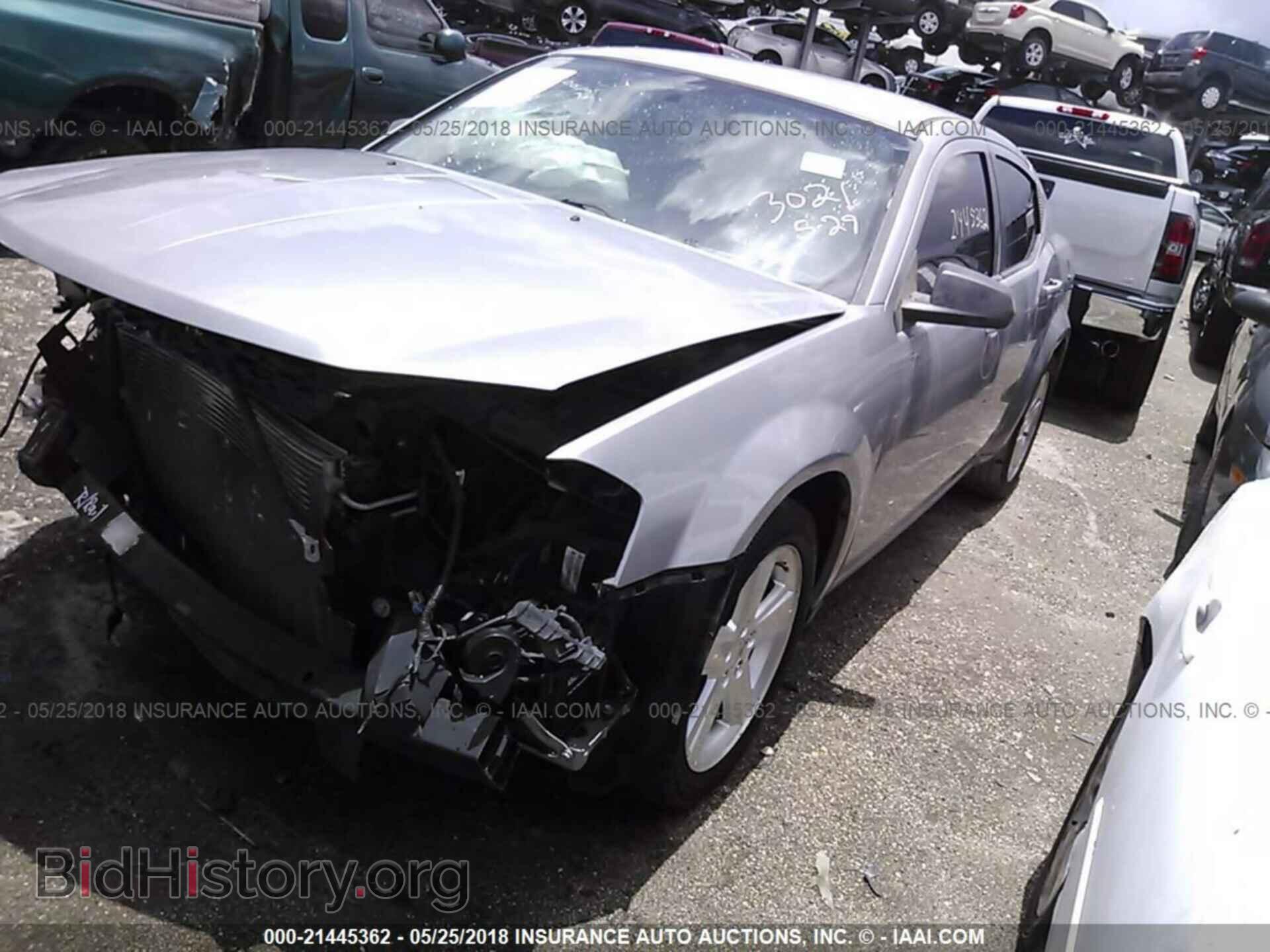 2013 Dodge Avenger - VIN: 1C3CDZAB1DN566820 - Фото 2