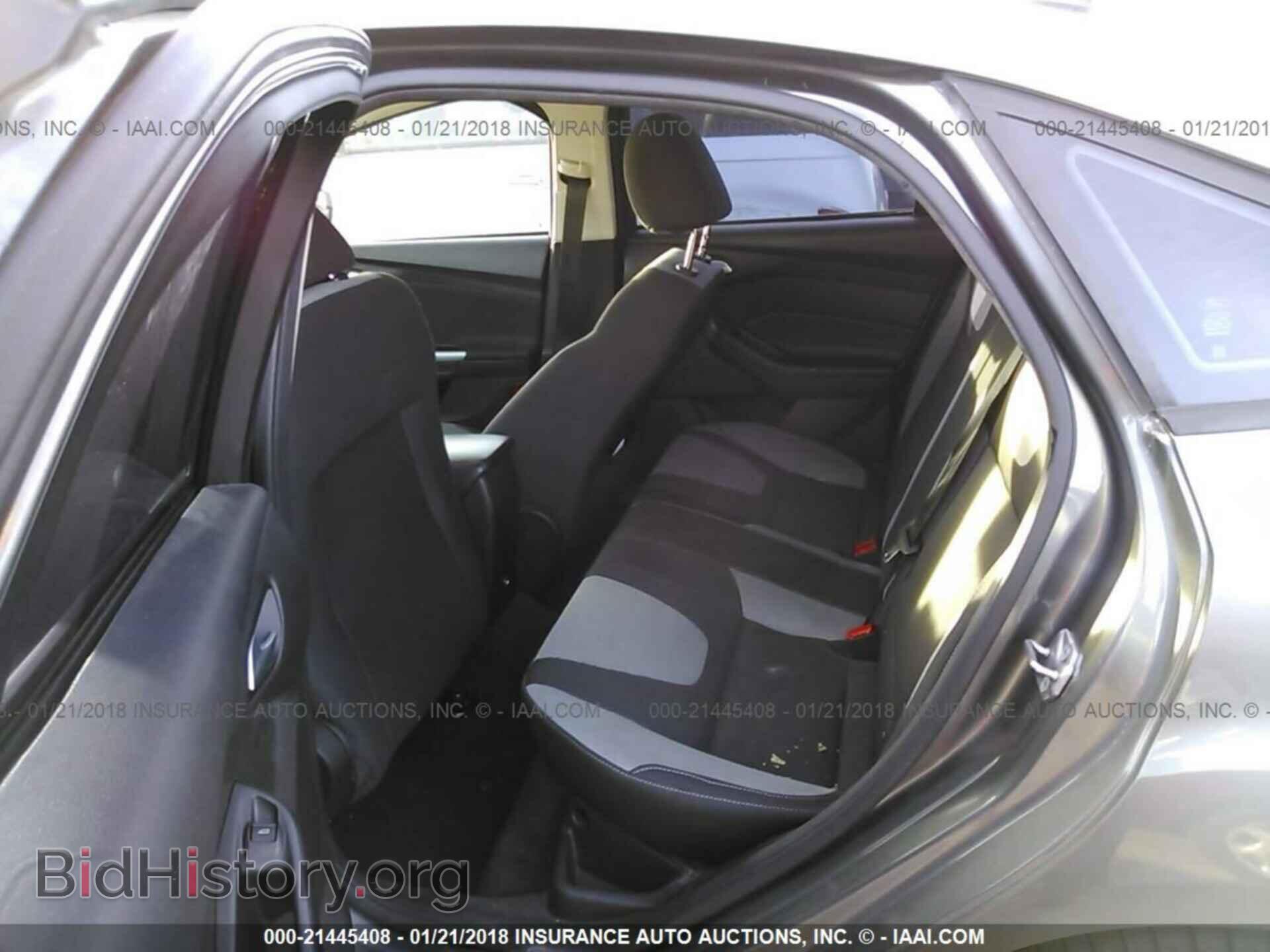 2012 Ford Focus - VIN: 1FAHP3F2XCL392065 - Photo 8