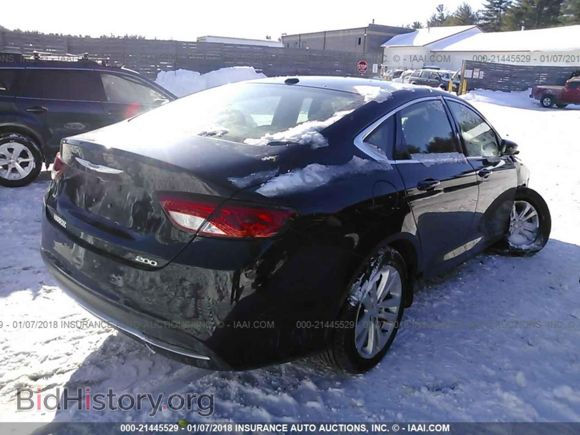 2016 Chrysler 200 - VIN: 1C3CCCAB9GN101416 - Photo 4