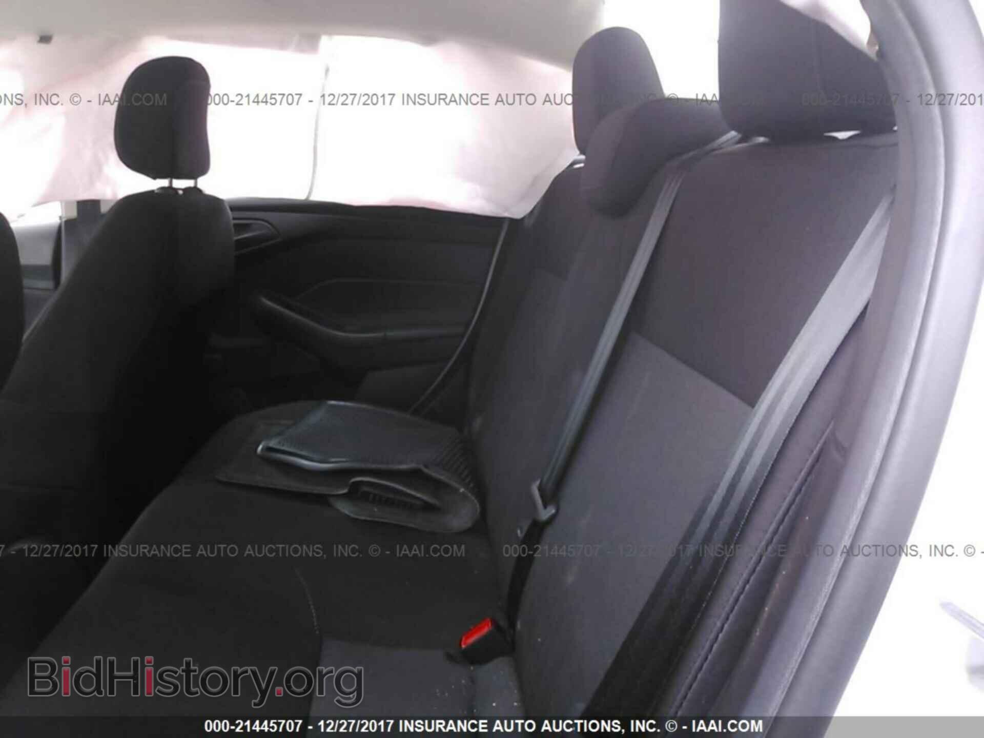 2017 Ford Focus - VIN: 1FADP3E21HL324227 - Photo 8