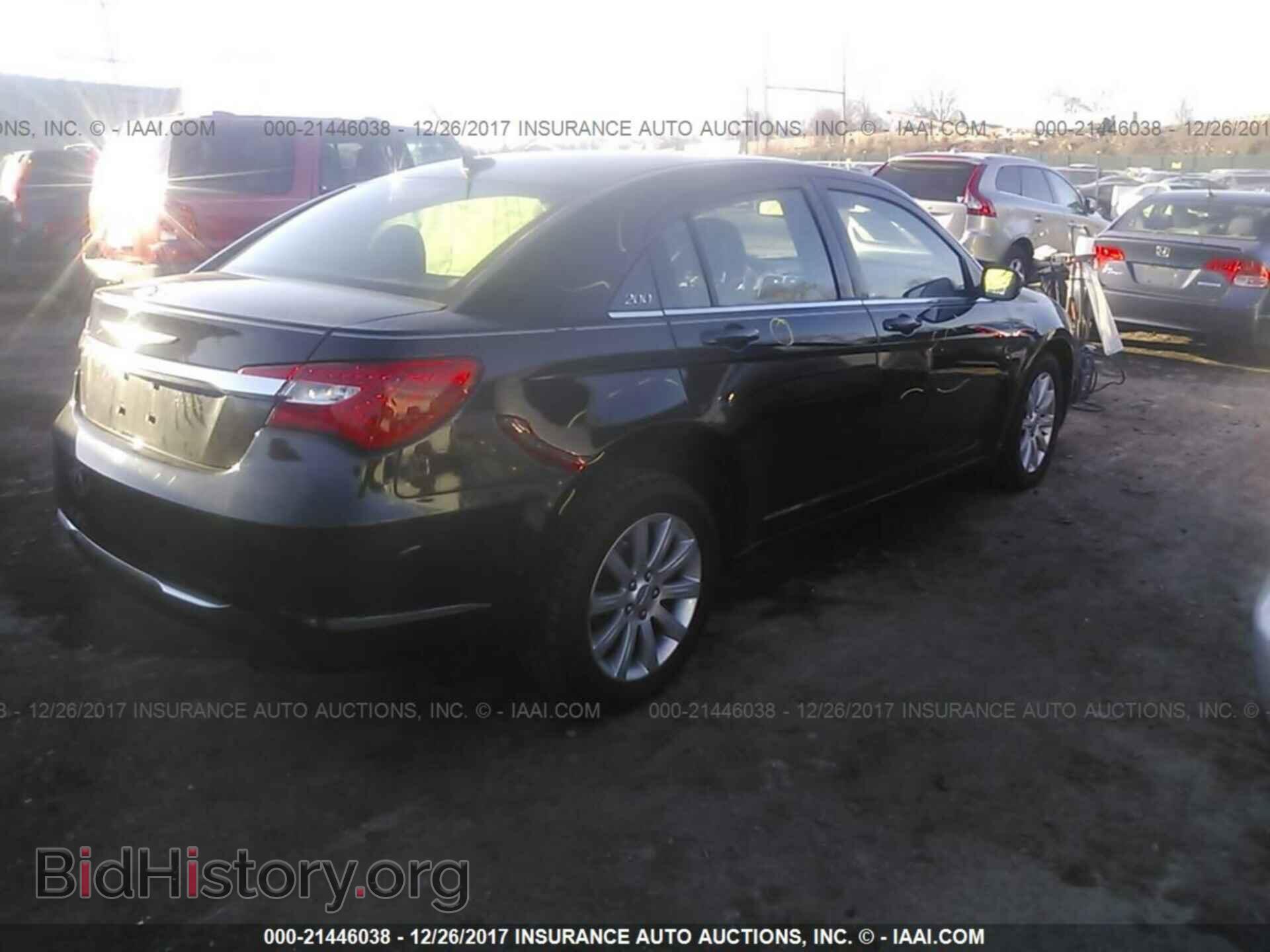 2012 Chrysler 200 - VIN: 1C3CCBBB8CN288750 - Photo 4