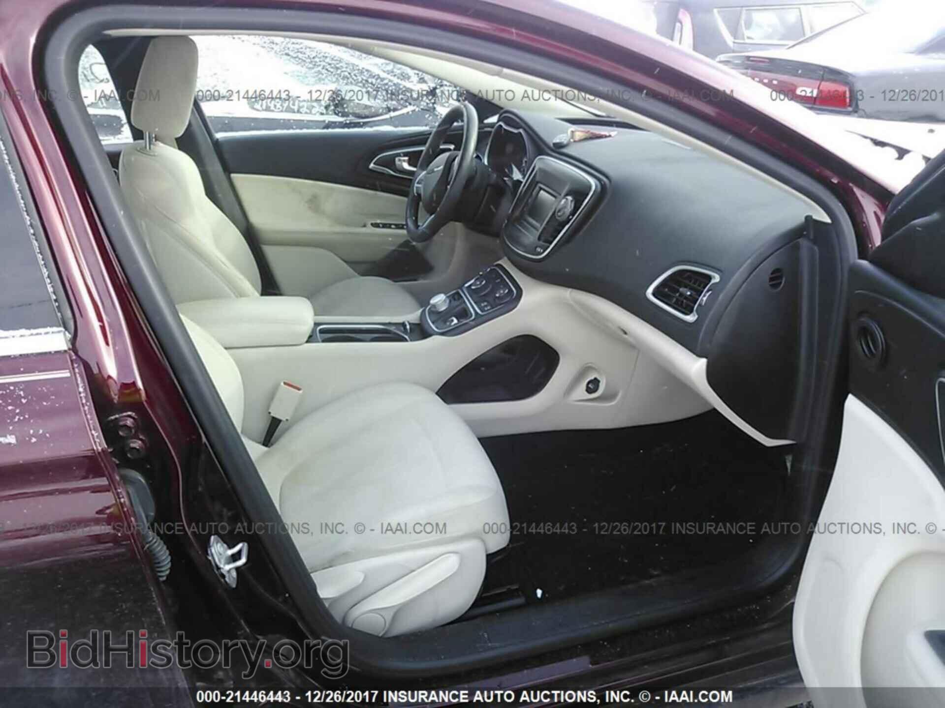 2015 Chrysler 200 - VIN: 1C3CCCABXFN743576 - Photo 5