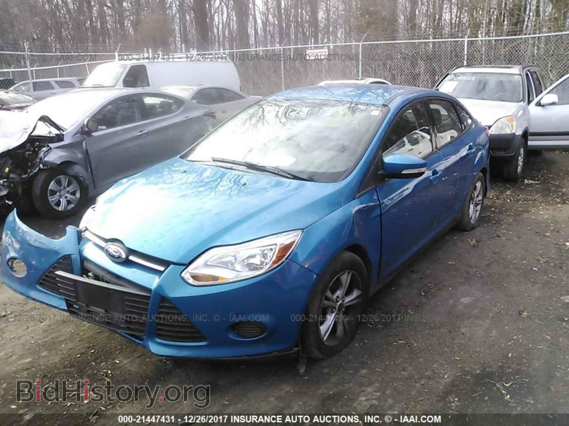 2014 Ford Focus - VIN: 1FADP3F25EL448396 - Photo 2