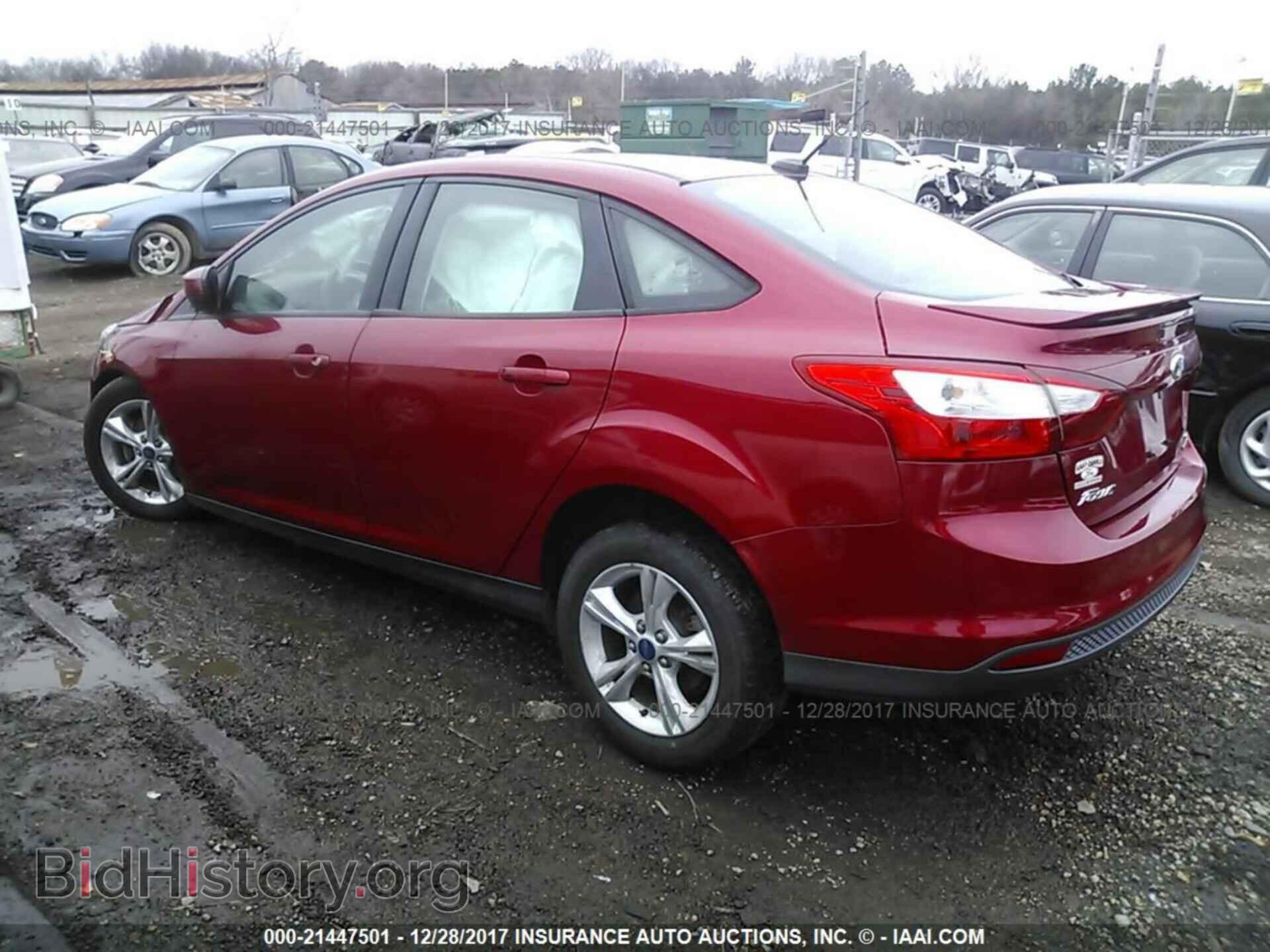 2012 Ford Focus - VIN: 1FAHP3F29CL390209 - Фото 3
