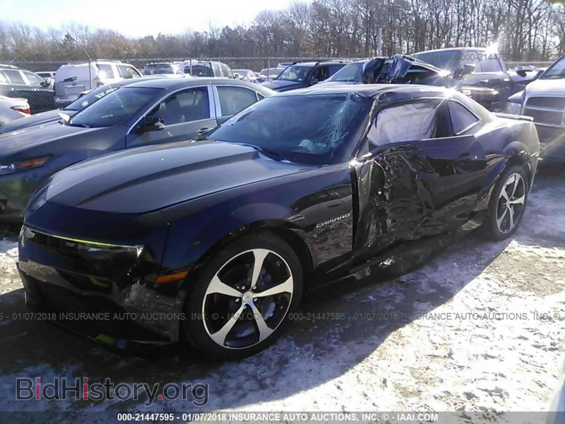 2015 Chevrolet Camaro - VIN: 2G1FF1E31F9130863 - Фото 2