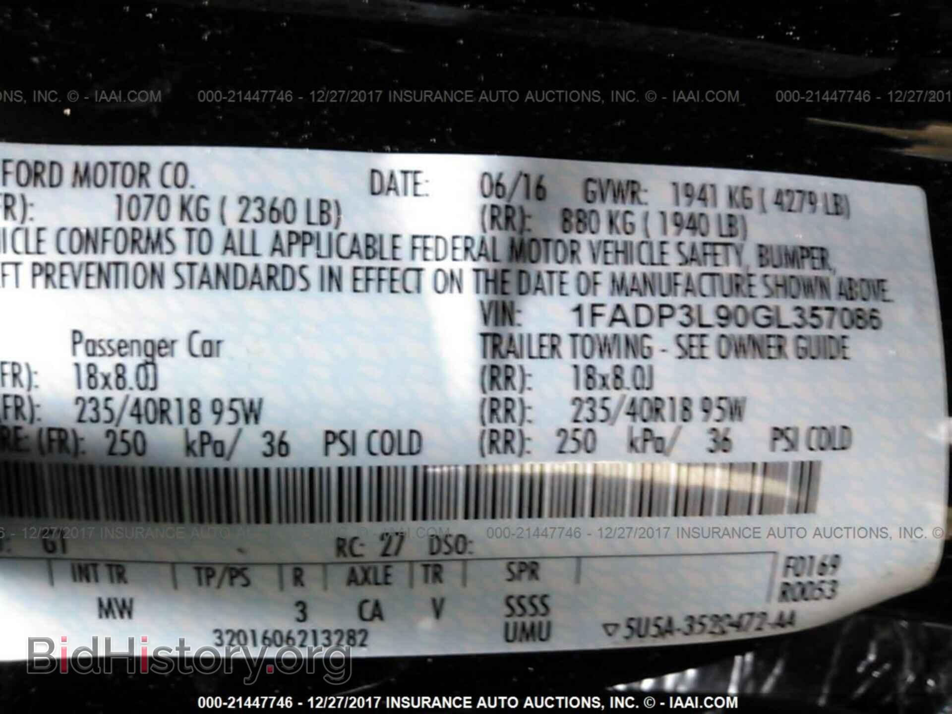 2016 Ford Focus - VIN: 1FADP3L90GL357086 - Photo 9