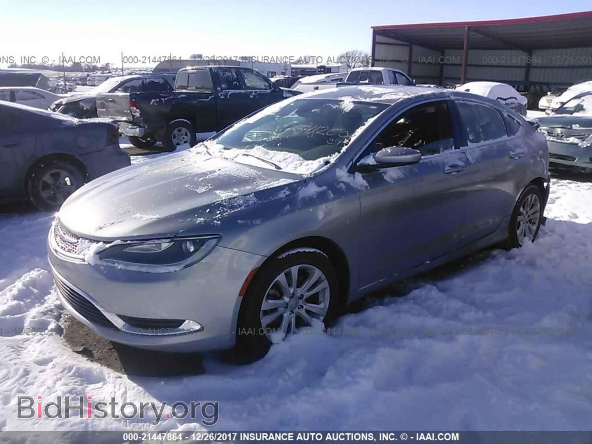 2015 Chrysler 200 - VIN: 1C3CCCAB6FN648061 - Photo 2