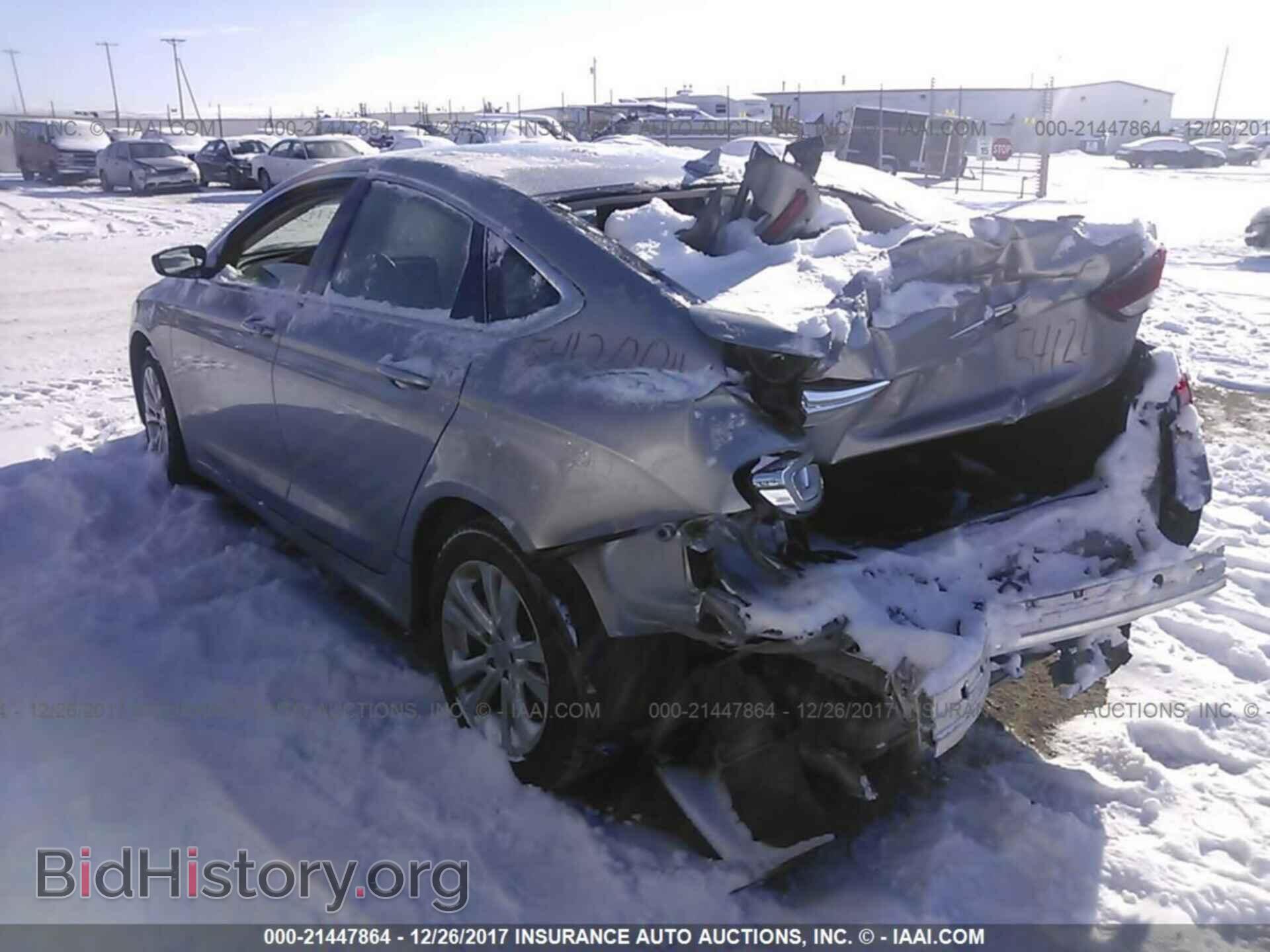 2015 Chrysler 200 - VIN: 1C3CCCAB6FN648061 - Photo 3