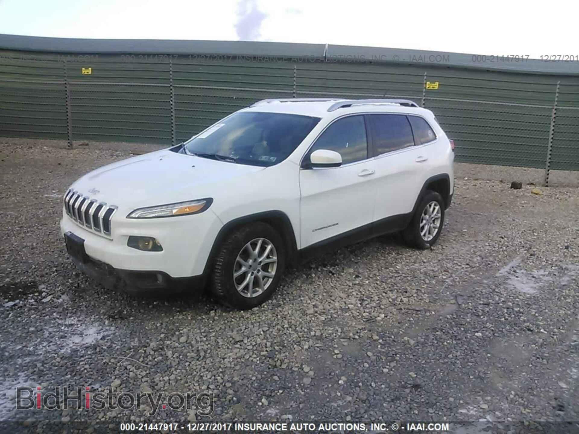 2014 Jeep Cherokee - VIN: 1C4PJLCSXEW115719 - Photo 2