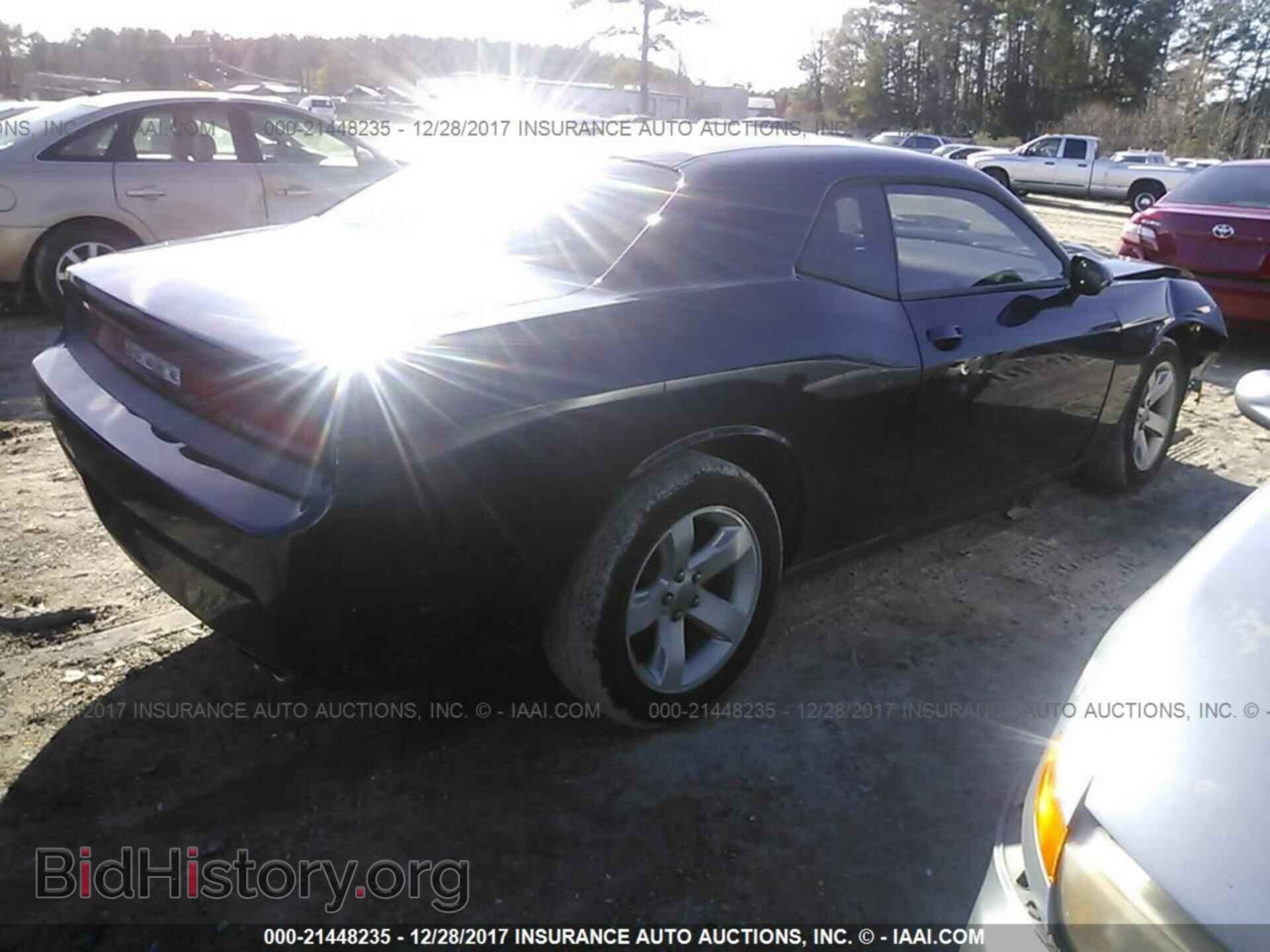 2014 Dodge Challenger - VIN: 2C3CDYAG1EH153716 - Фото 4
