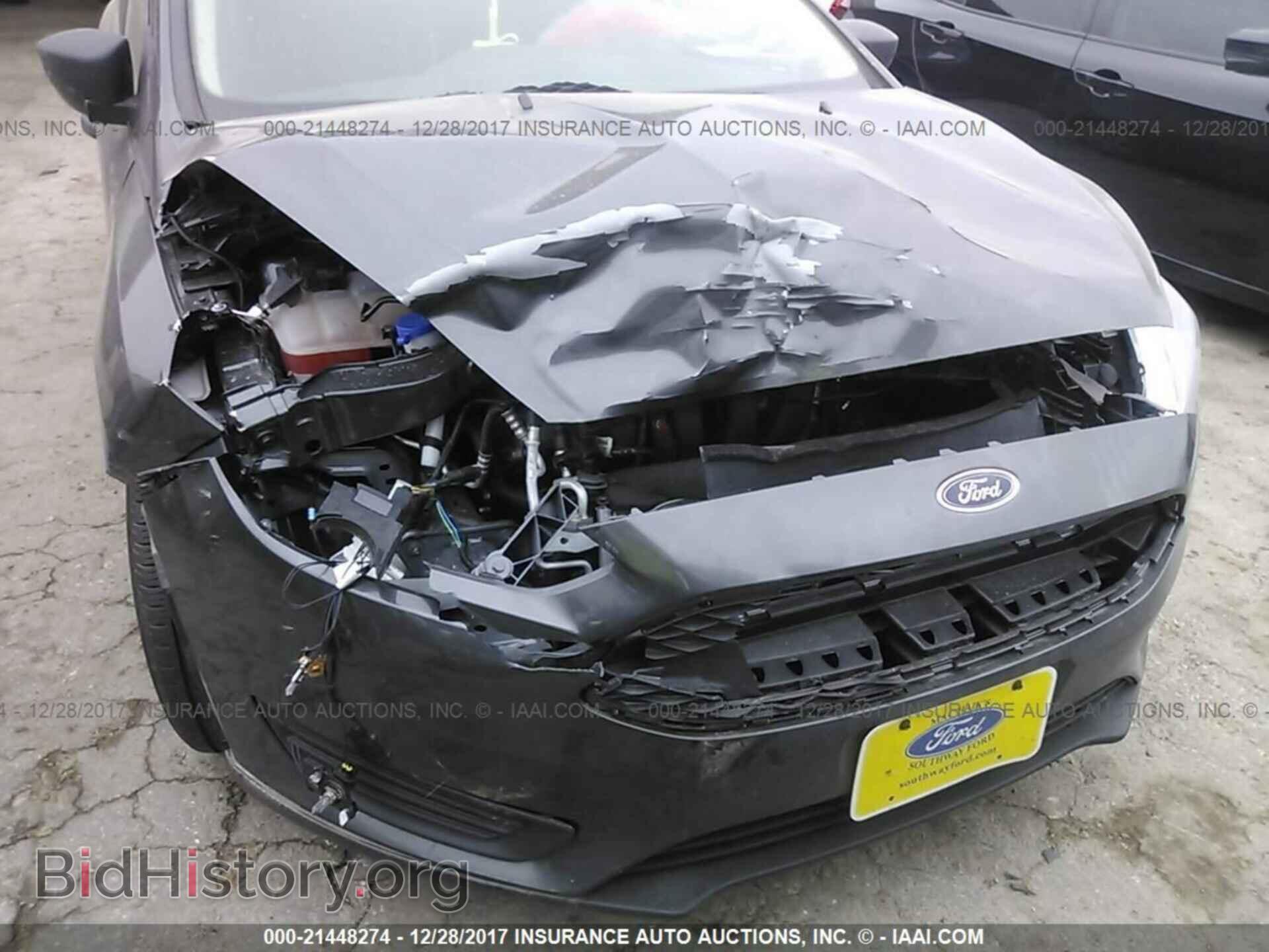 2017 Ford Focus - VIN: 1FADP3E29HL341793 - Photo 6
