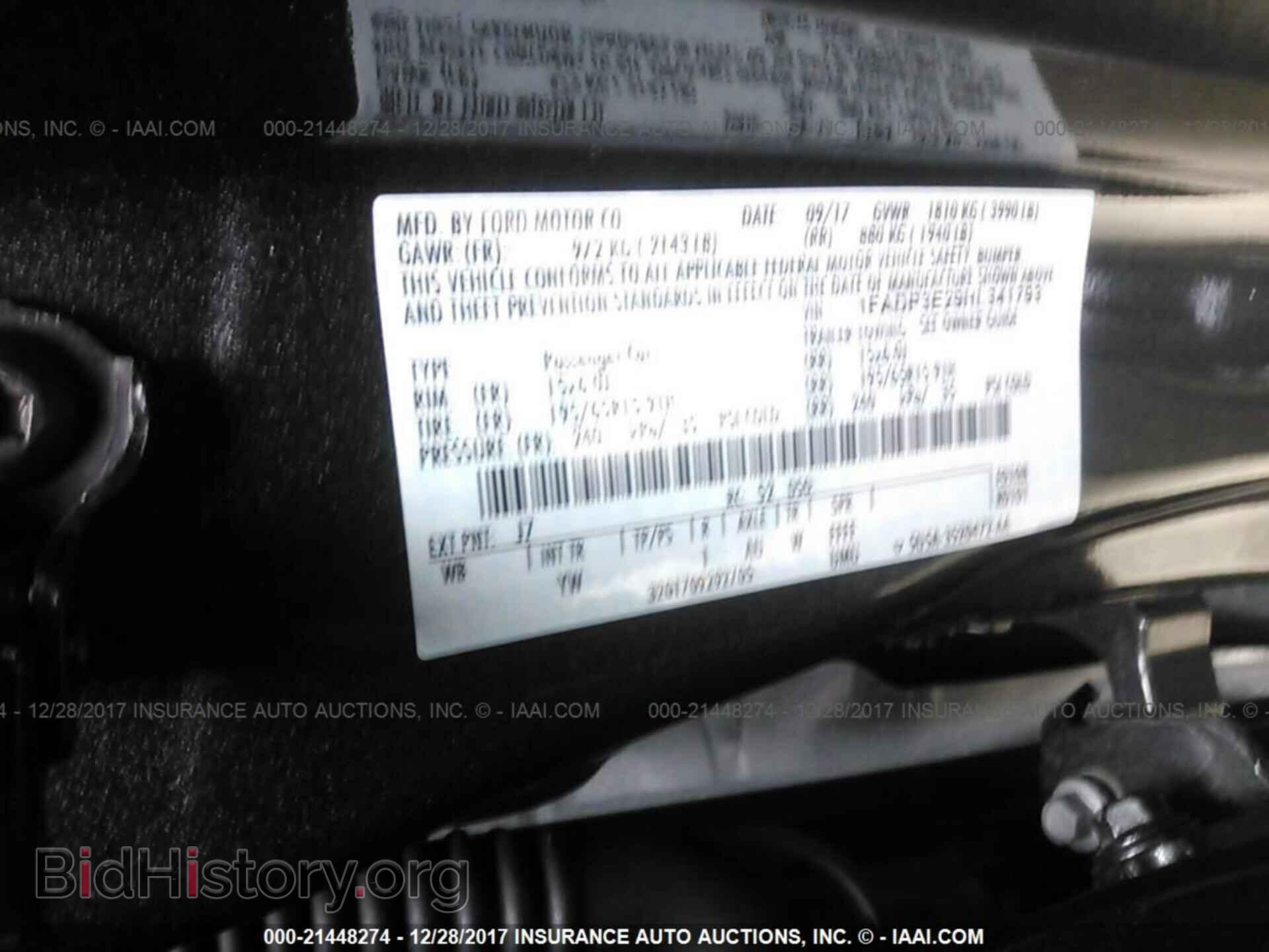 2017 Ford Focus - VIN: 1FADP3E29HL341793 - Photo 9
