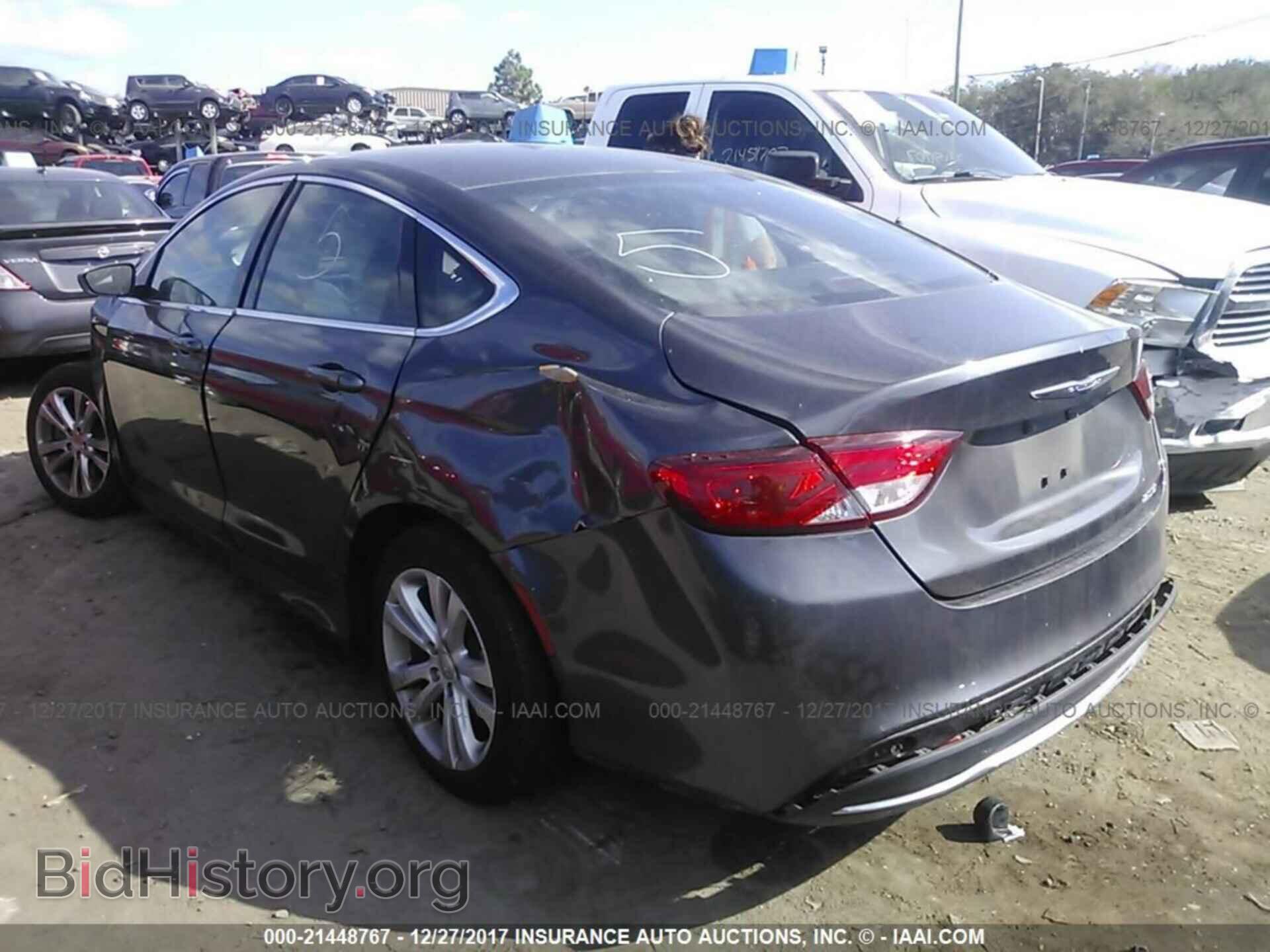2015 Chrysler 200 - VIN: 1C3CCCAB4FN753875 - Photo 3