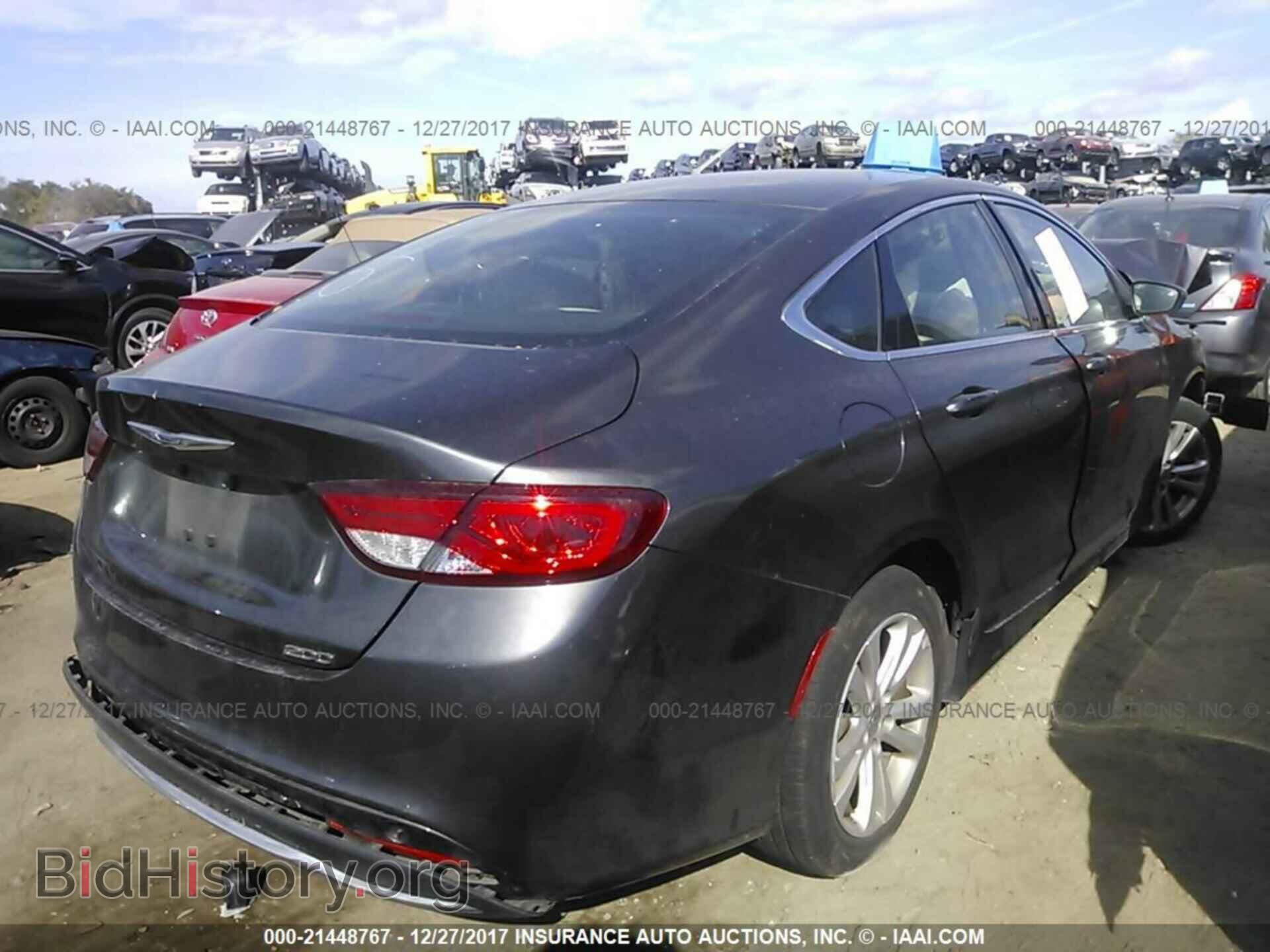 2015 Chrysler 200 - VIN: 1C3CCCAB4FN753875 - Photo 4