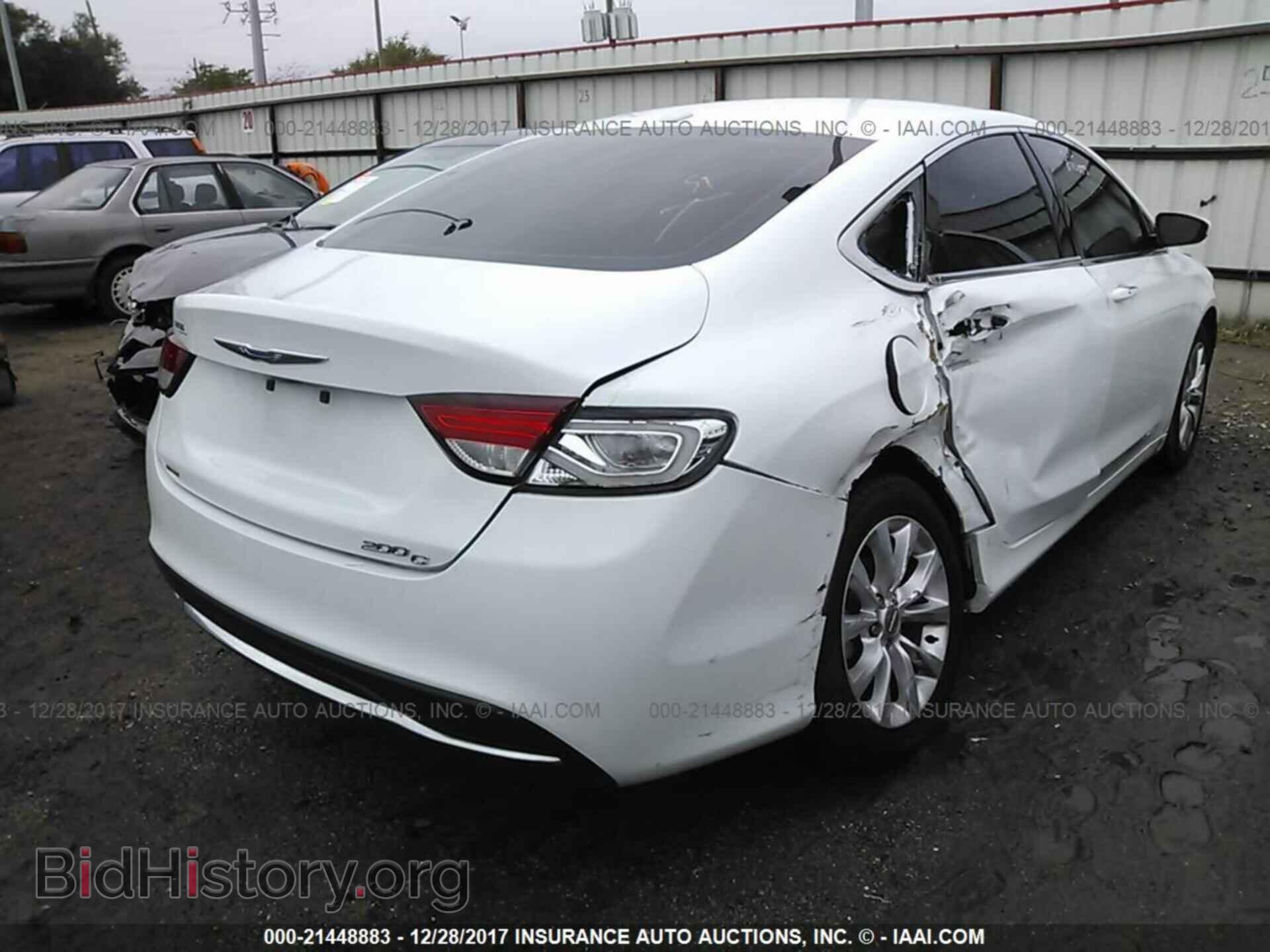 2015 Chrysler 200 - VIN: 1C3CCCCB8FN593674 - Photo 4