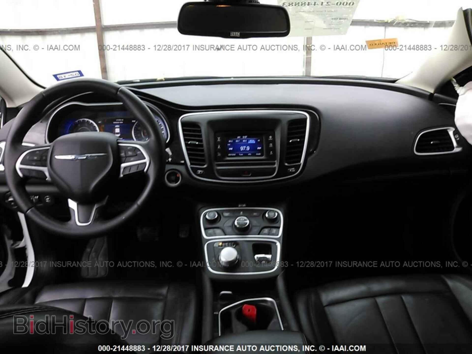 2015 Chrysler 200 - VIN: 1C3CCCCB8FN593674 - Photo 5