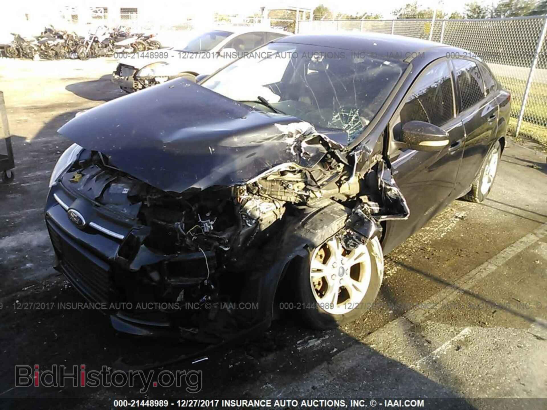 2013 Ford Focus - VIN: 1FADP3F24DL136679 - Photo 2